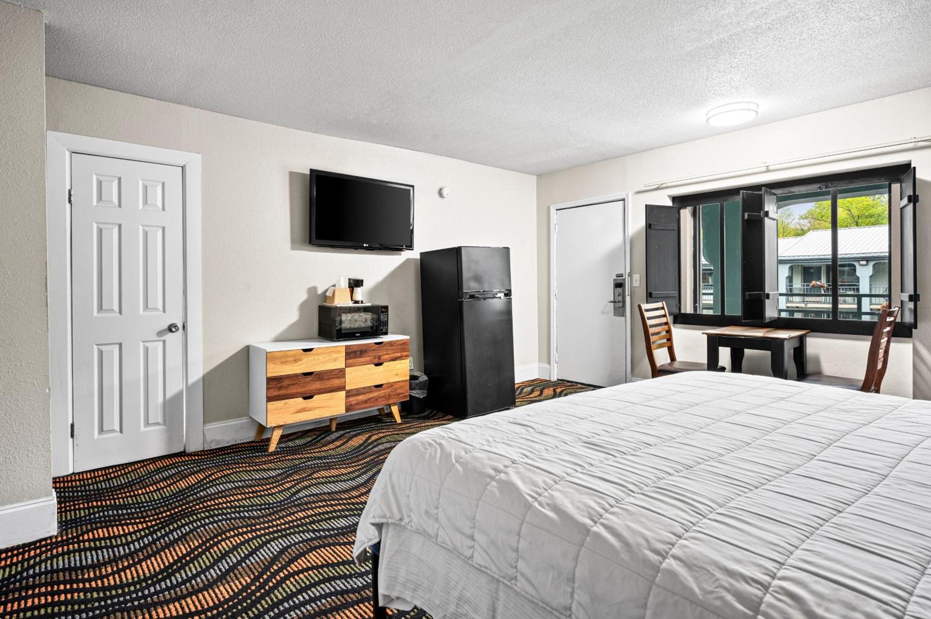 Country Town N' Suites photo 66
