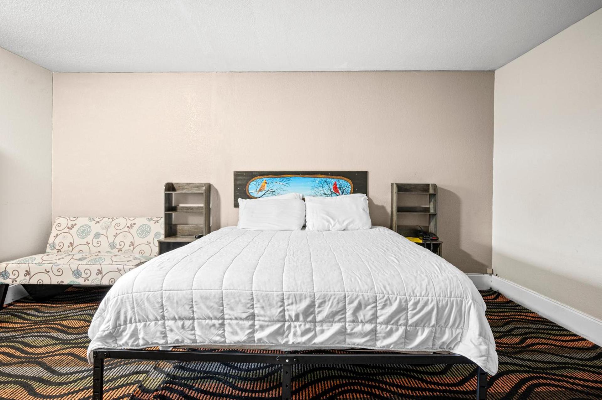 Country Town N' Suites photo 65