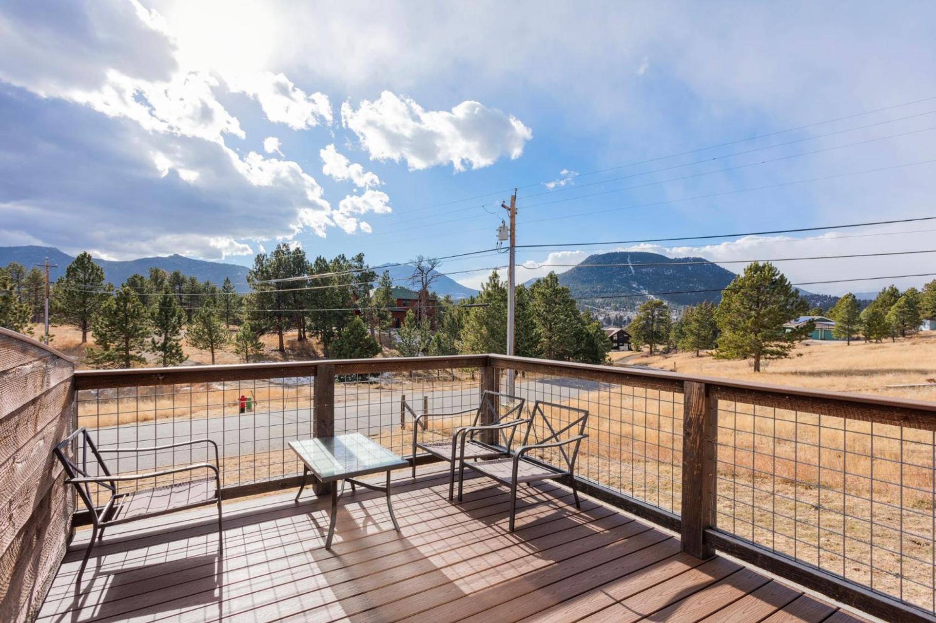 Coyote Mountain Lodge photo 63