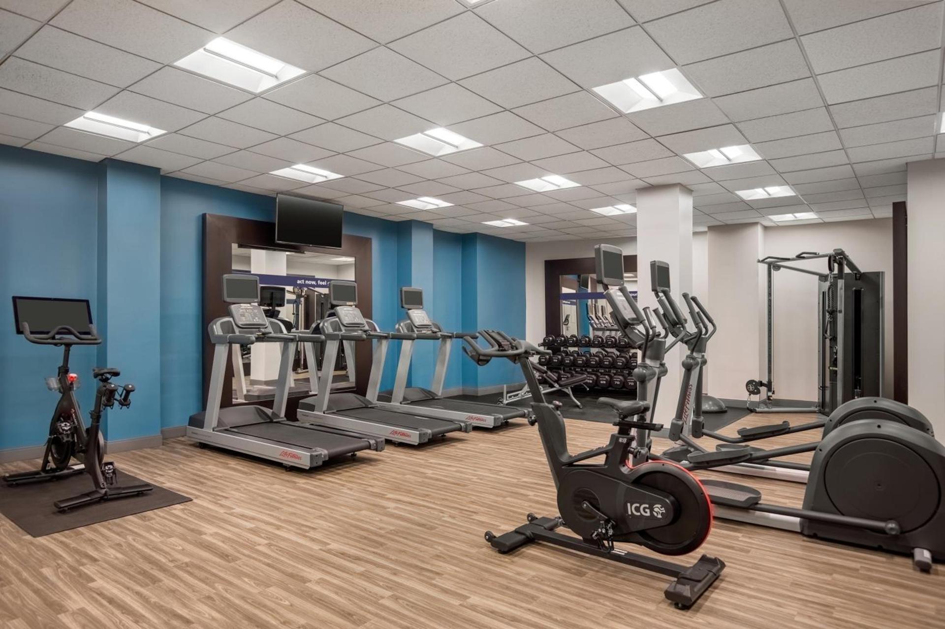 Hampton Inn Long Island-Brookhaven photo 29