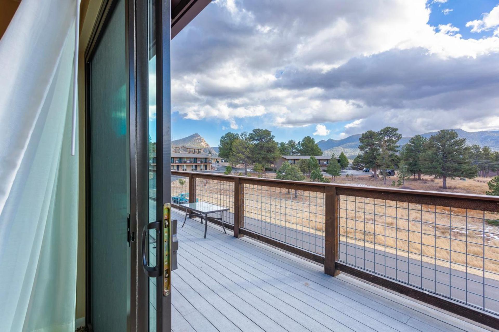 Coyote Mountain Lodge photo 47