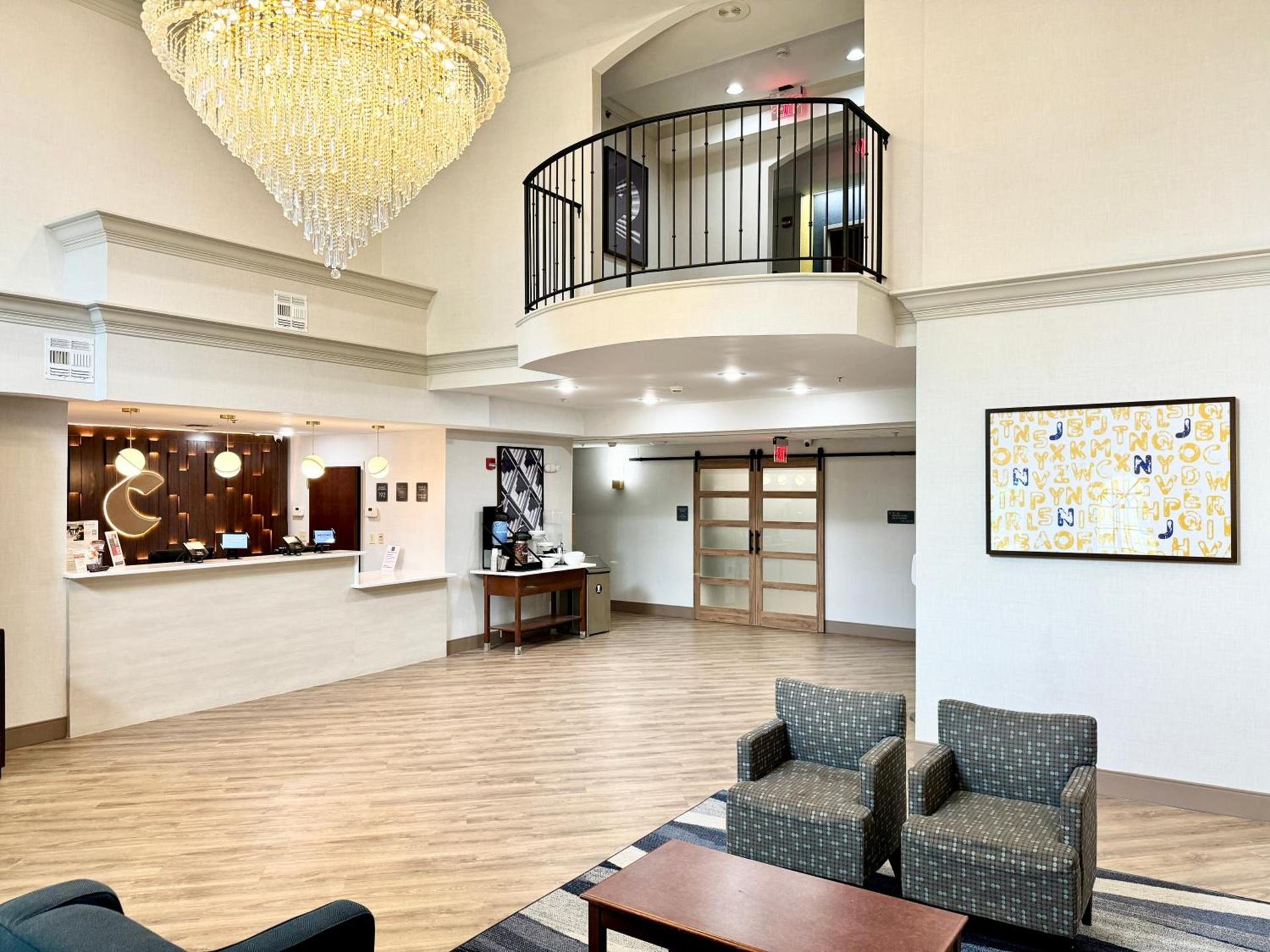 Comfort Suites East Brunswick - South River photo 57