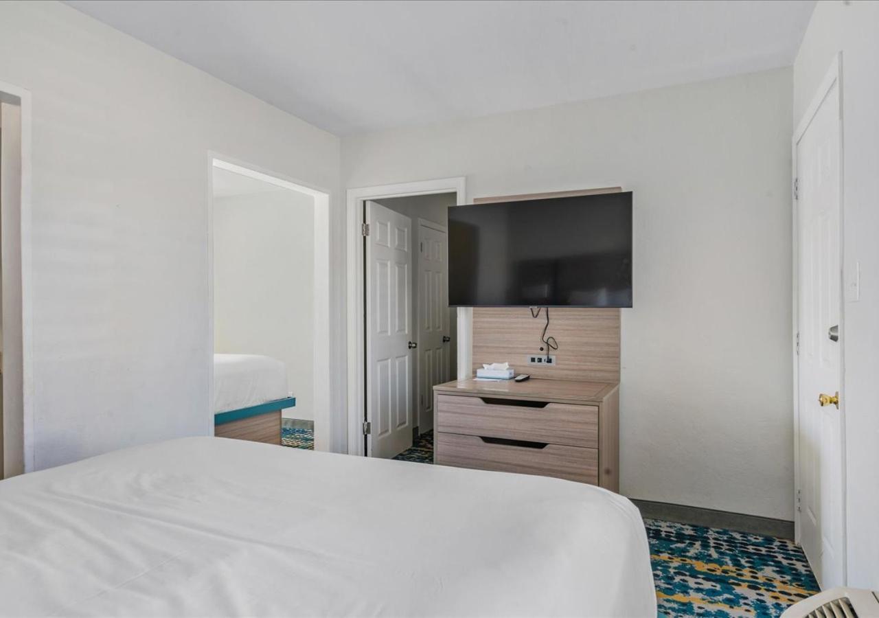 Pacific Shores Inn - Morro Bay photo 34