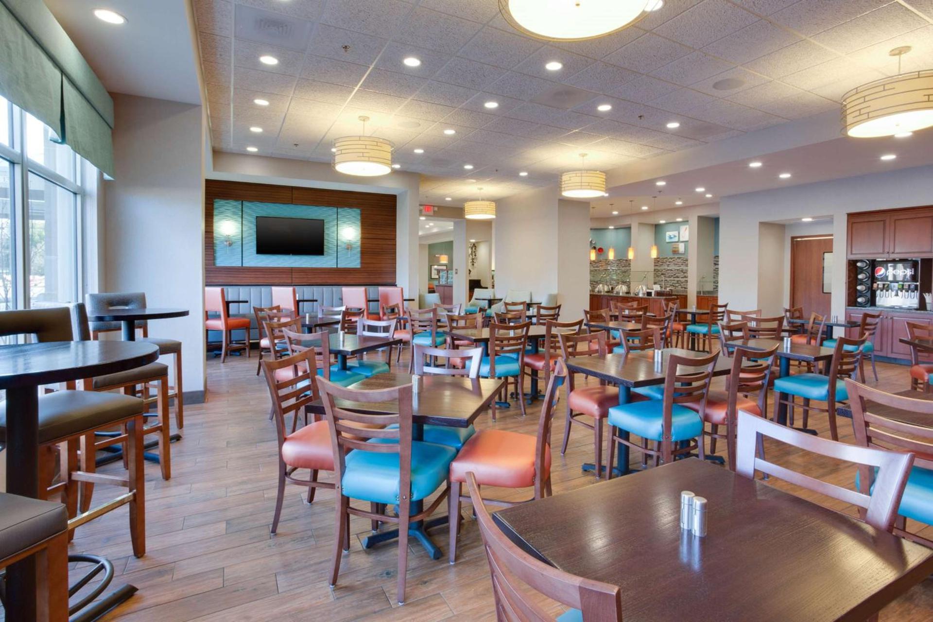 Drury Inn & Suites Charlotte Arrowood photo 8