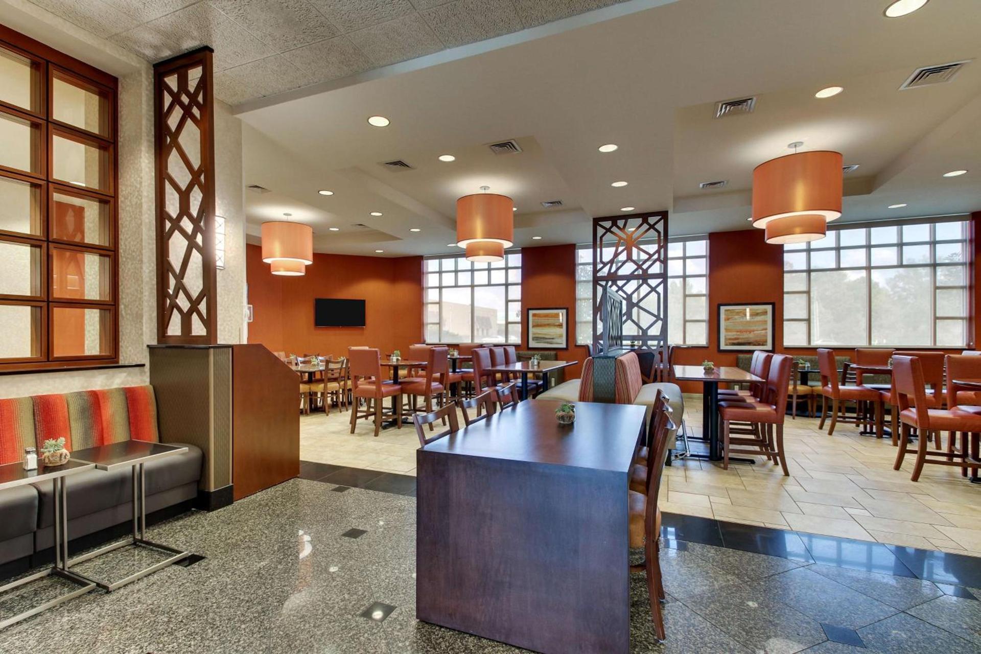 Drury Inn & Suites Meridian photo 24