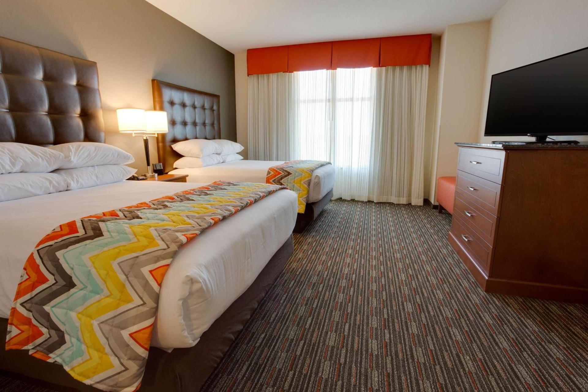 Drury Inn & Suites Charlotte Arrowood photo 16