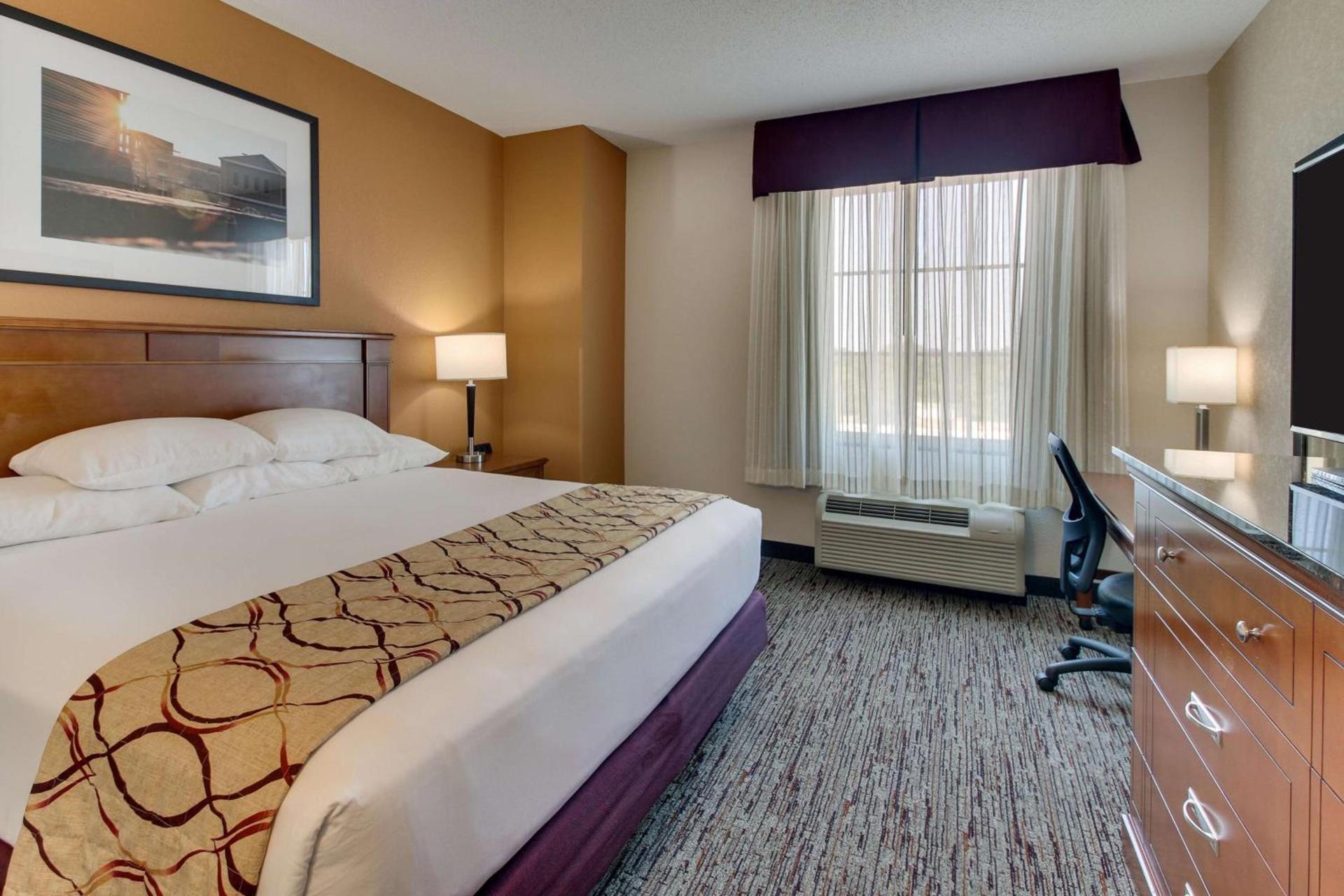 Drury Inn & Suites Meridian photo 40