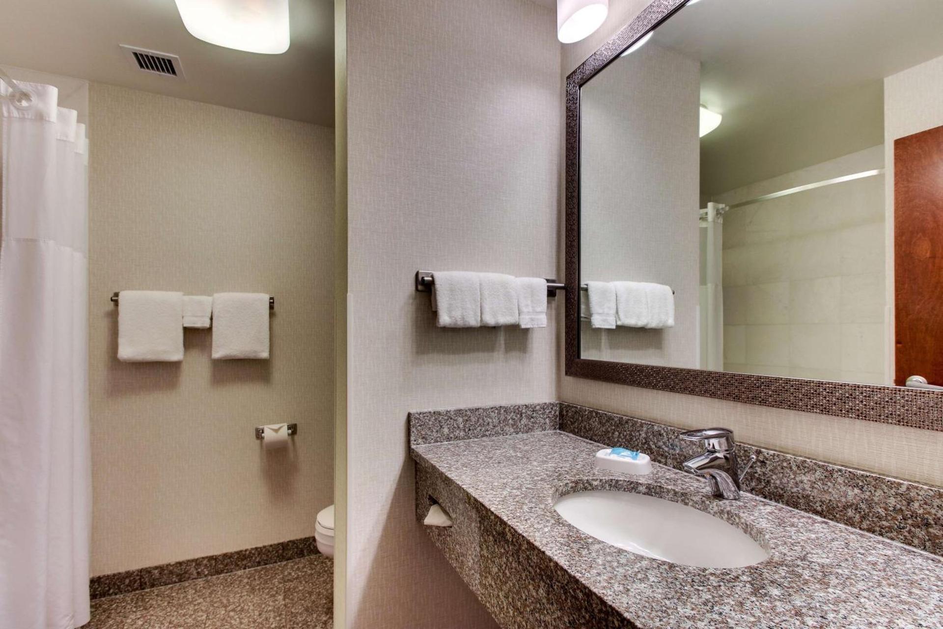 Drury Inn & Suites Meridian photo 42