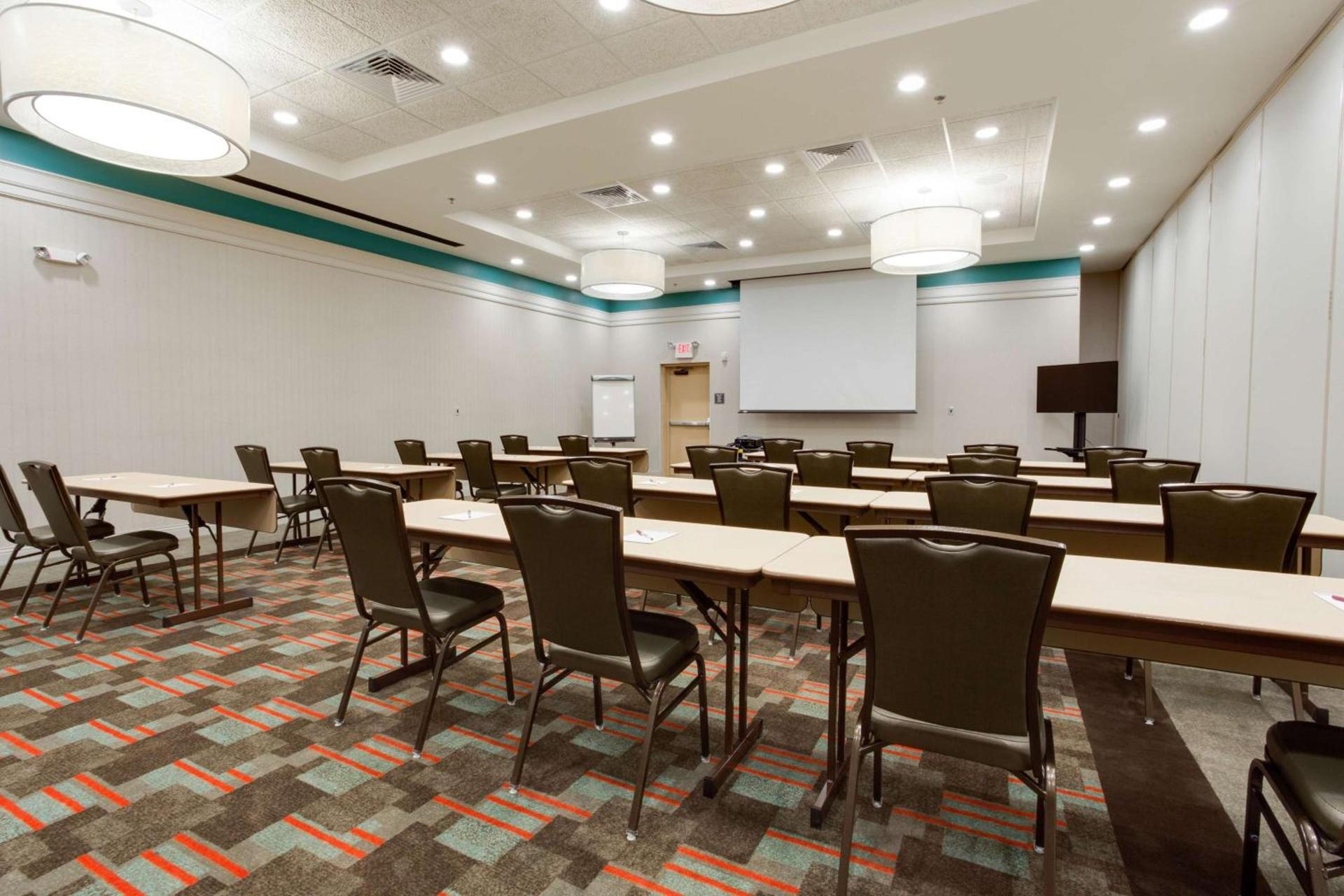 Drury Inn & Suites Charlotte Arrowood photo 25