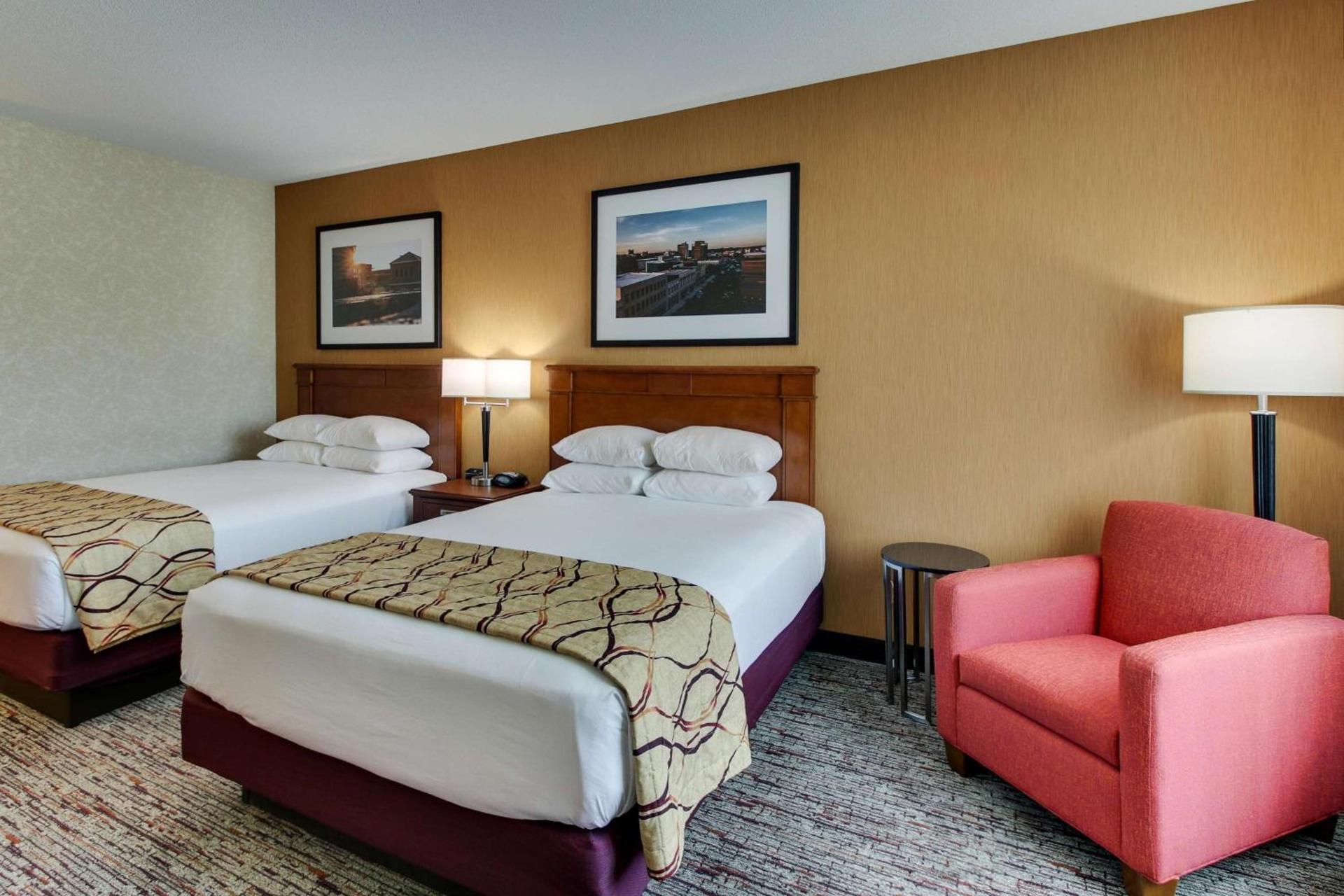 Drury Inn & Suites Meridian photo 6