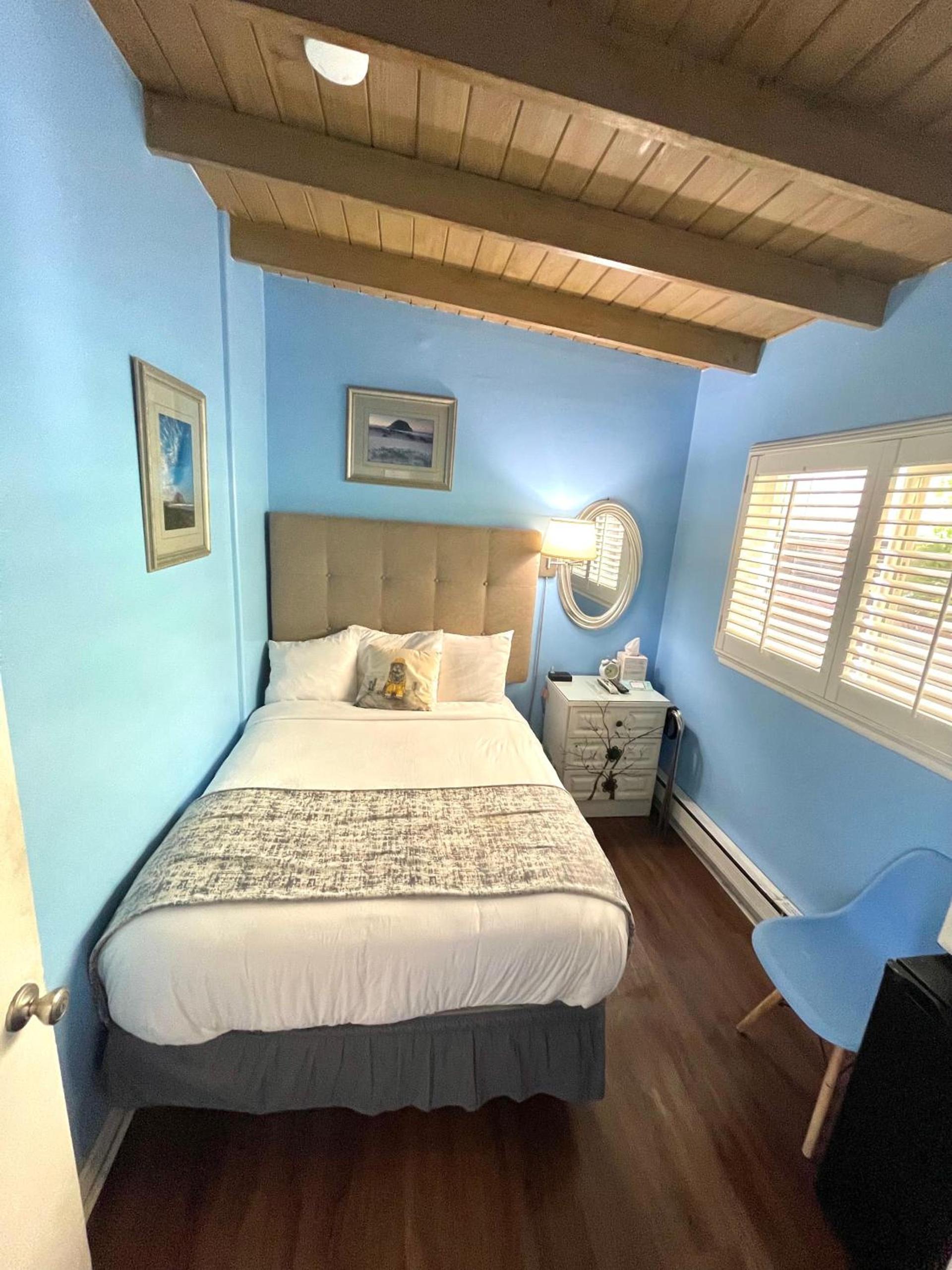 Pleasant Inn photo 5
