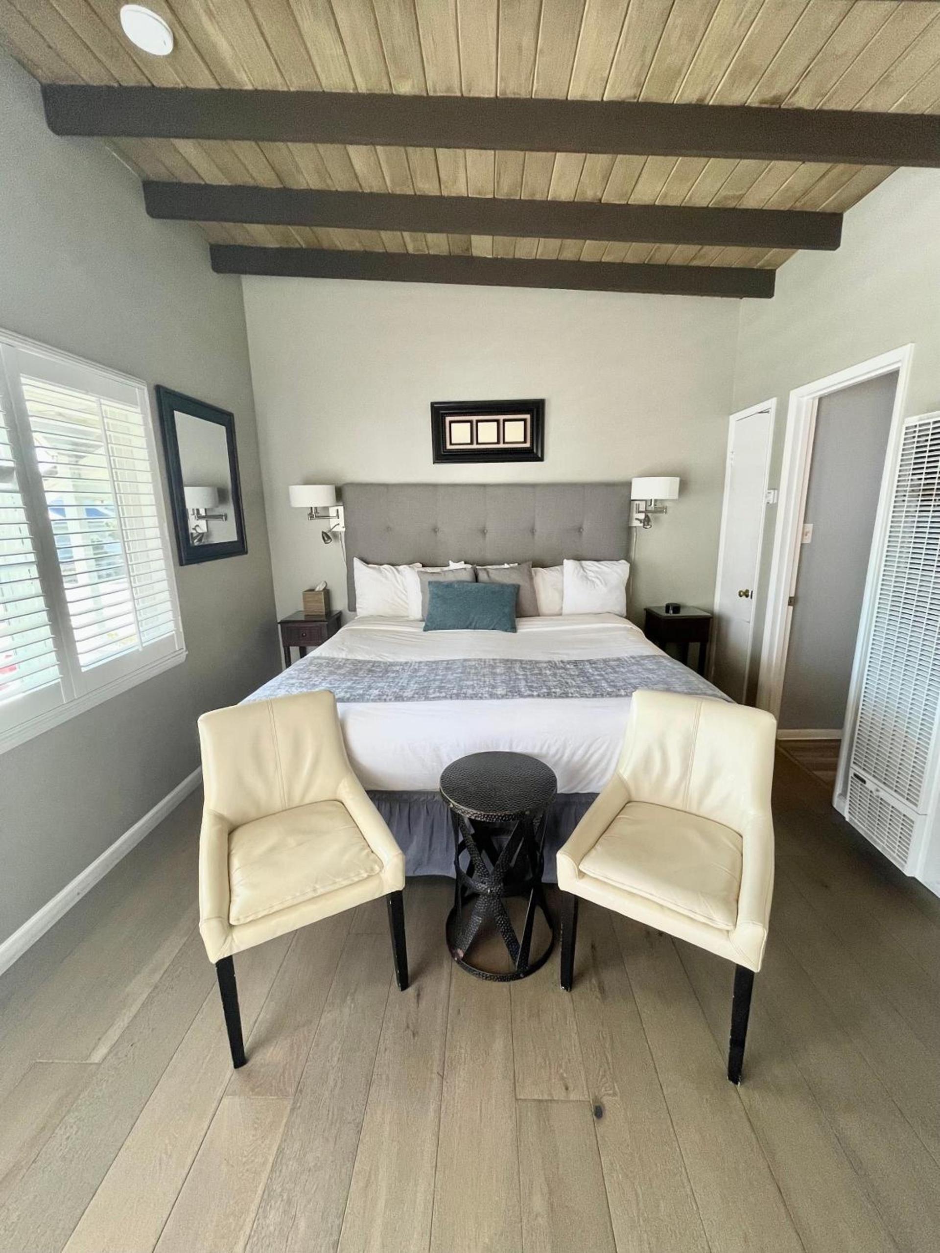 Pleasant Inn photo 4
