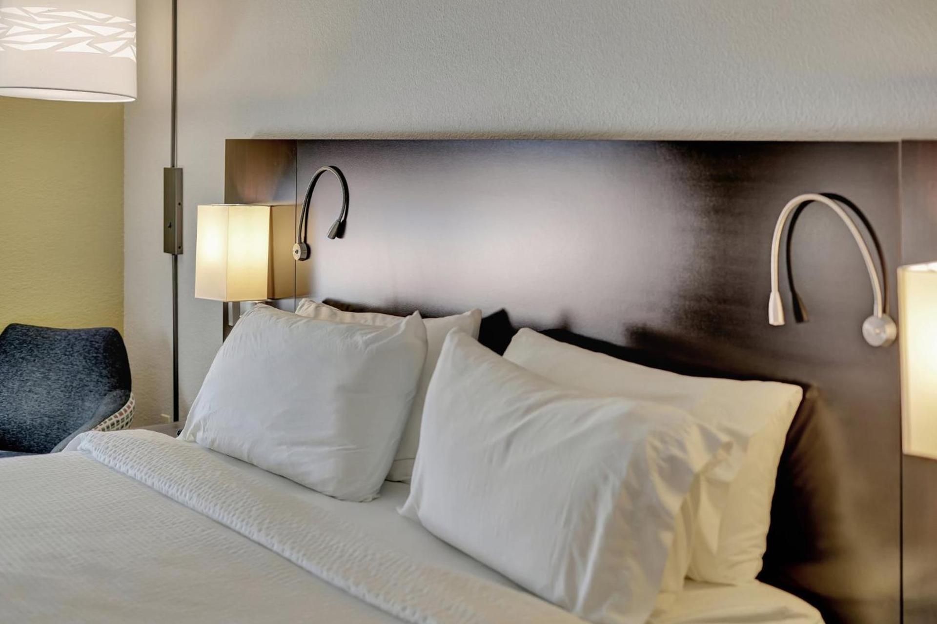 Holiday Inn Express Hotel & Suites Beatrice by IHG photo 94