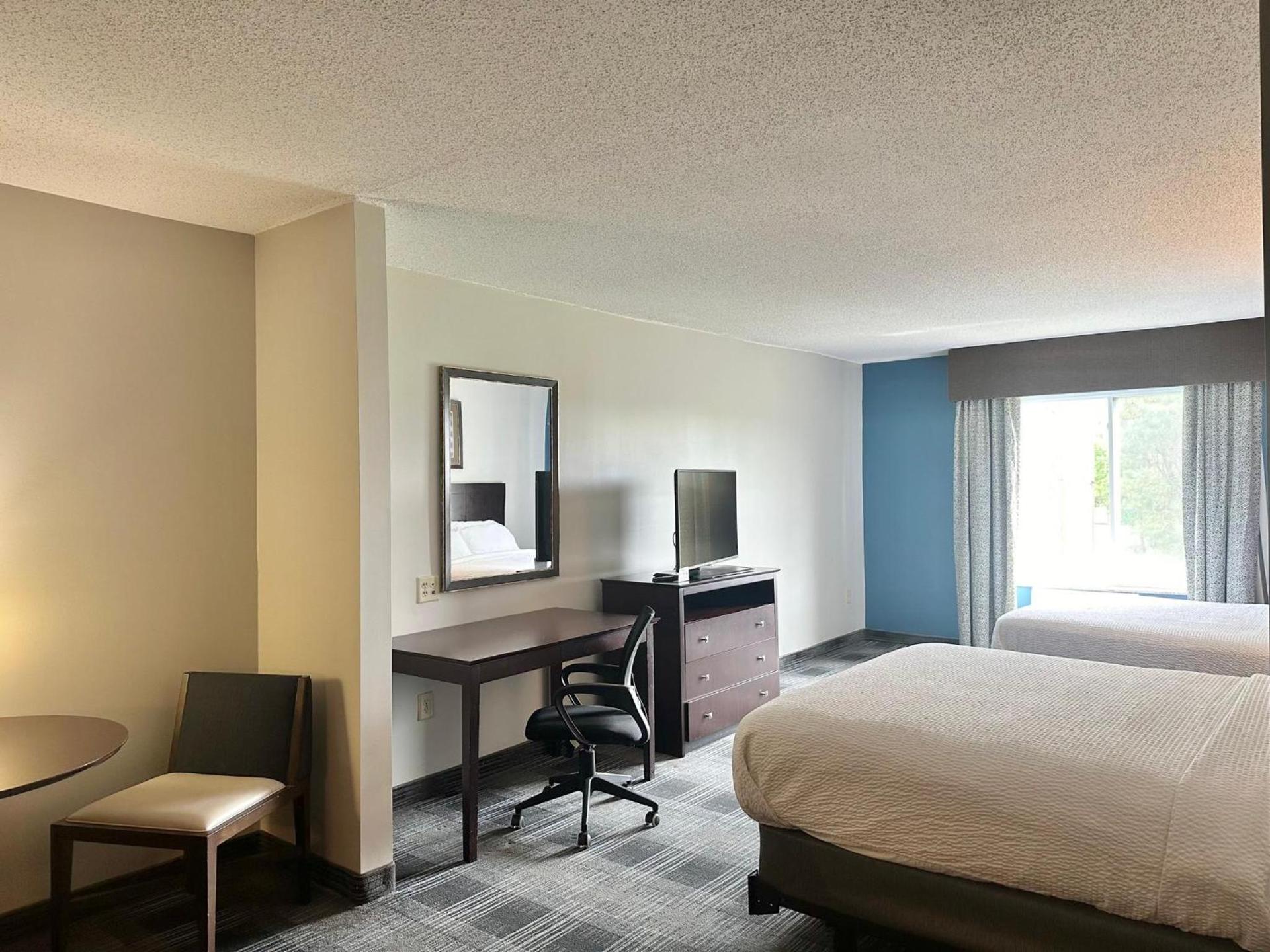 Holiday Inn Express & Suites Meriden by IHG photo 37