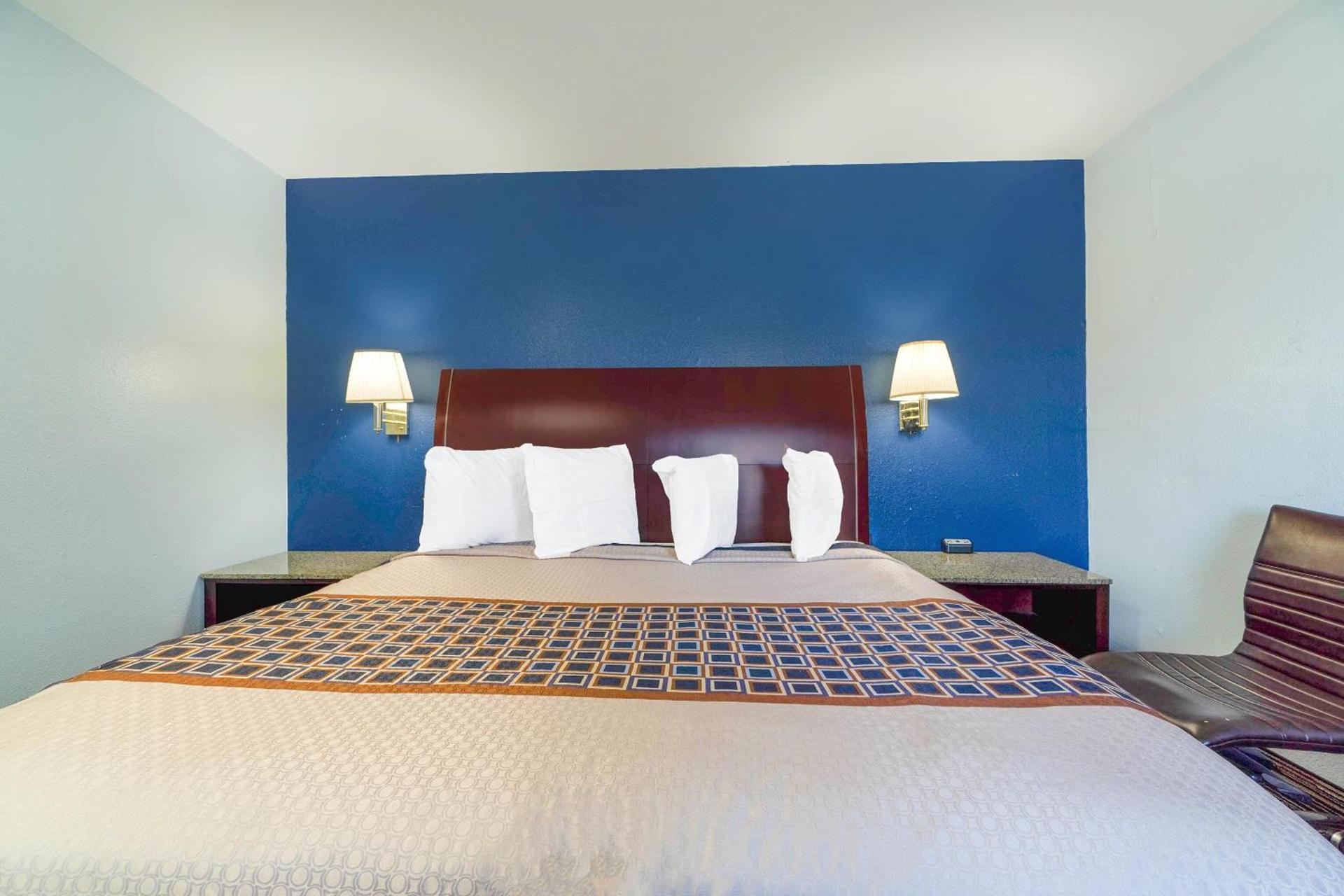 Budget Inn Frederick US-183 photo 52