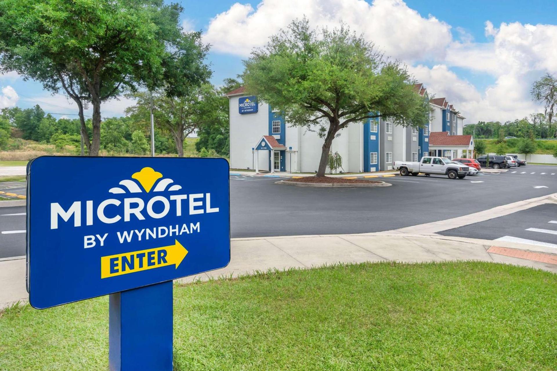 Microtel Inn & Suites by Wyndham Brooksville photo 3