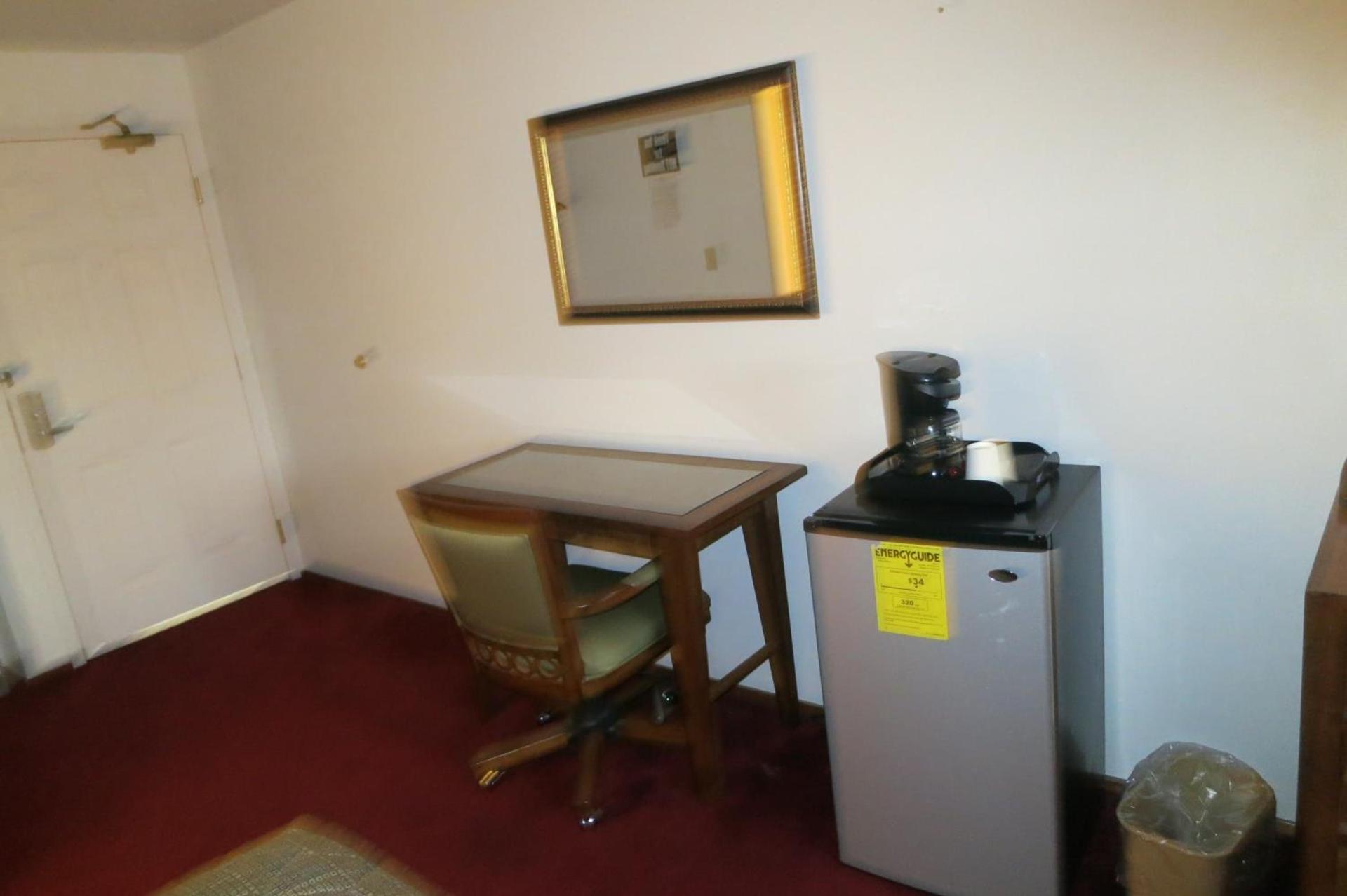 Bay City Inn photo 19