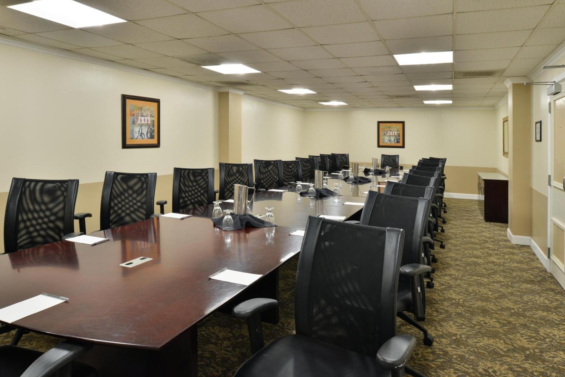 Hawthorne Inn & Conference Center photo 4