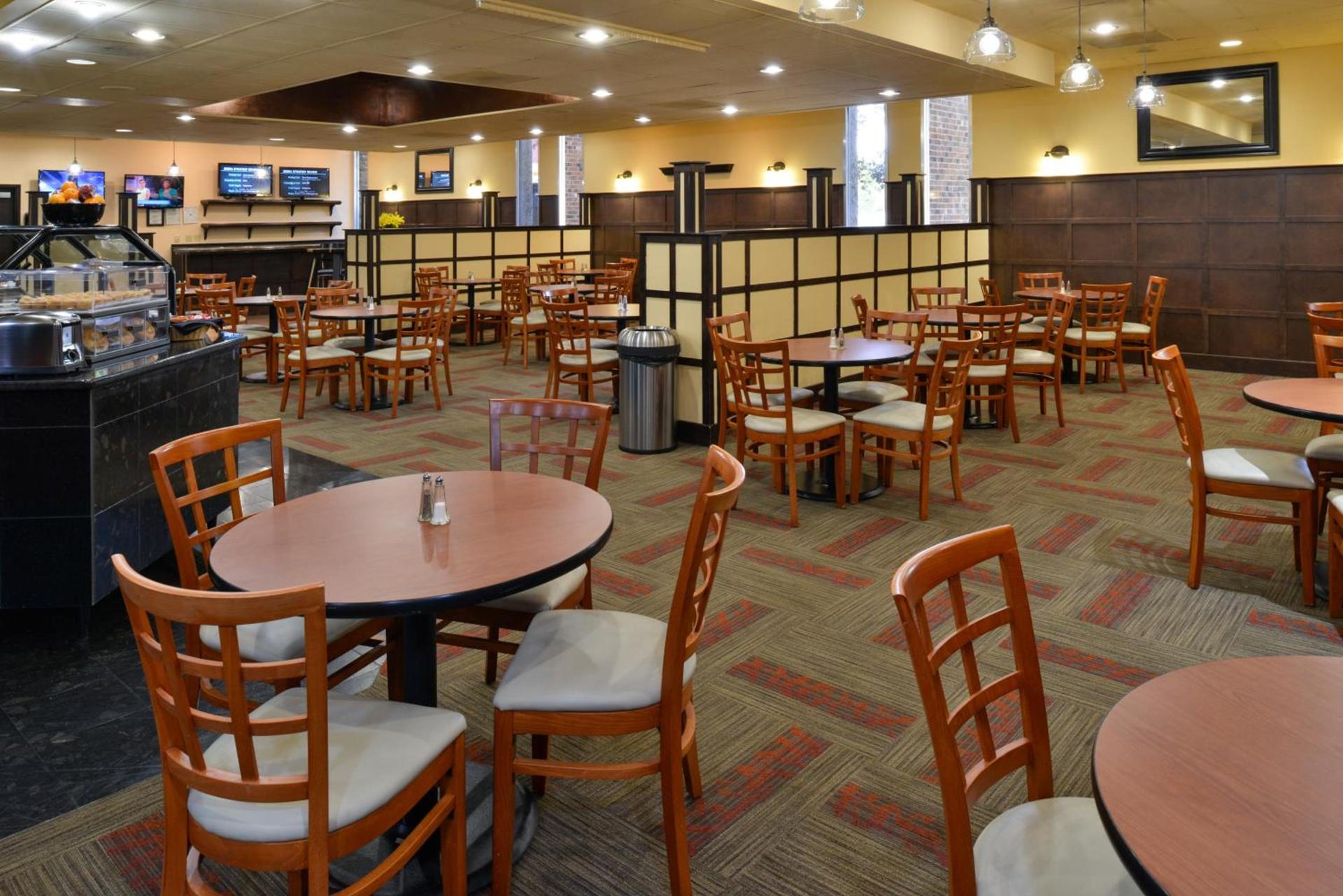 Hawthorne Inn & Conference Center photo 3