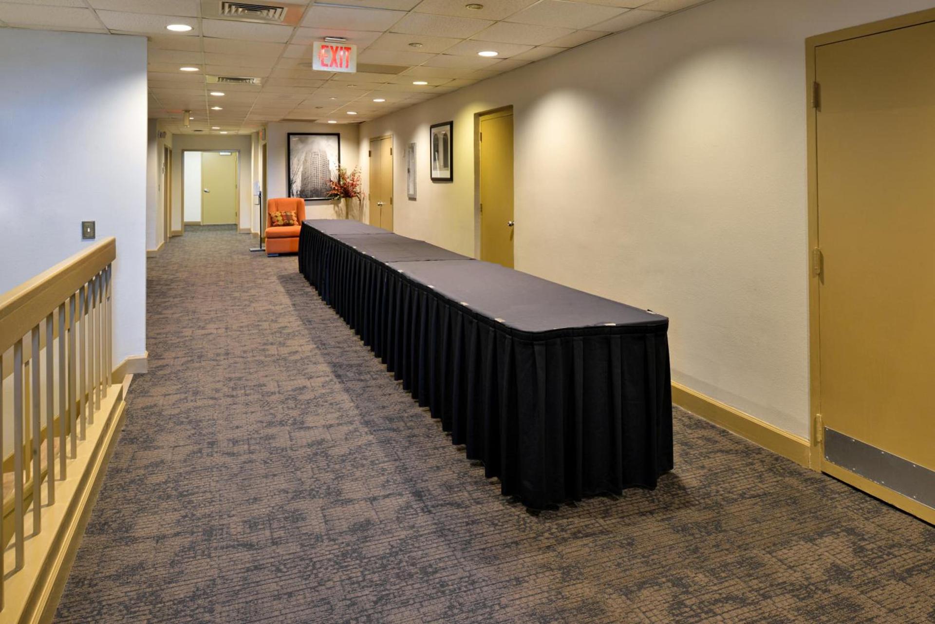 Hawthorne Inn & Conference Center photo 34