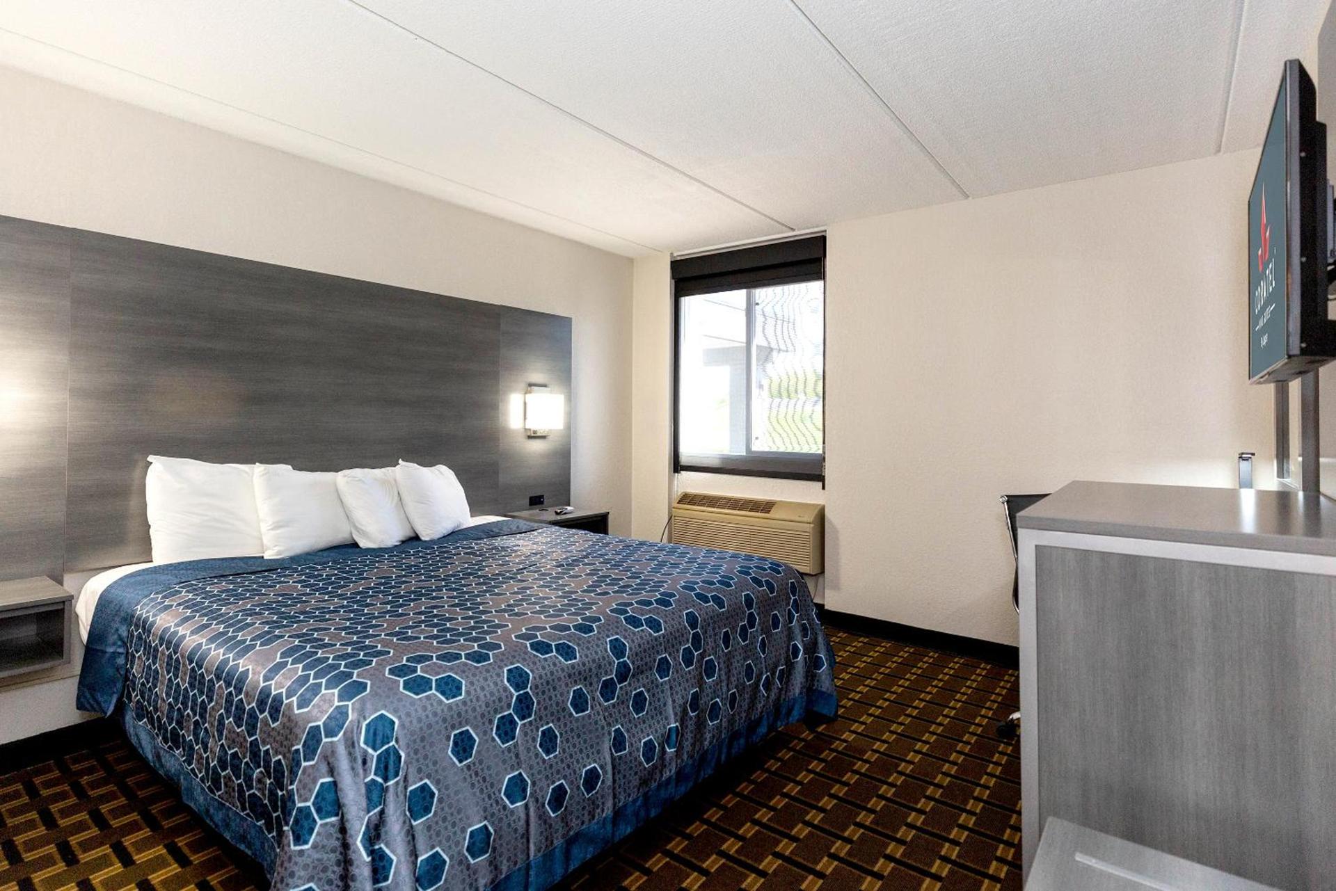 Coratel Inn & Suites by Jasper Mankato photo 3
