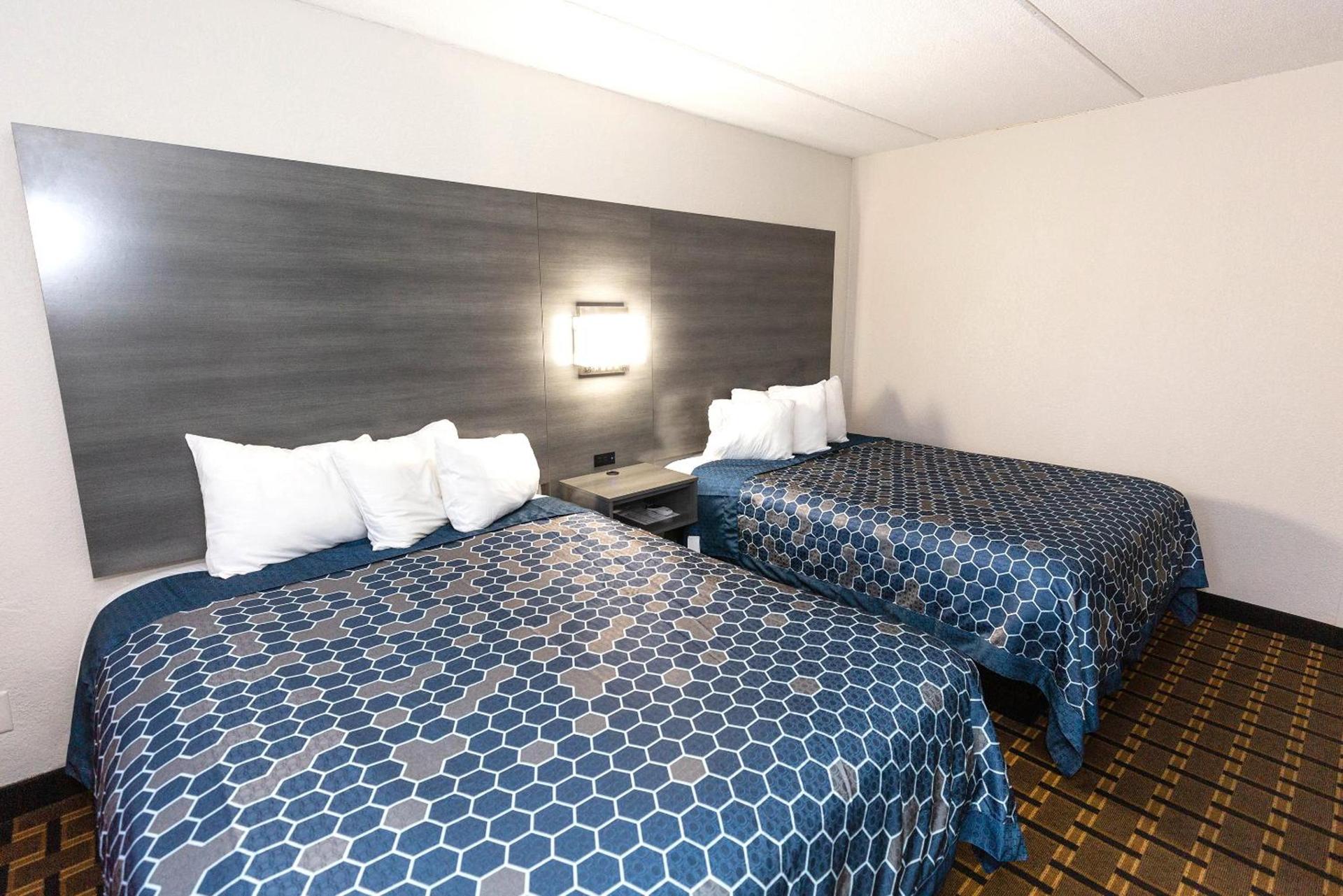 Coratel Inn & Suites by Jasper Mankato photo 14