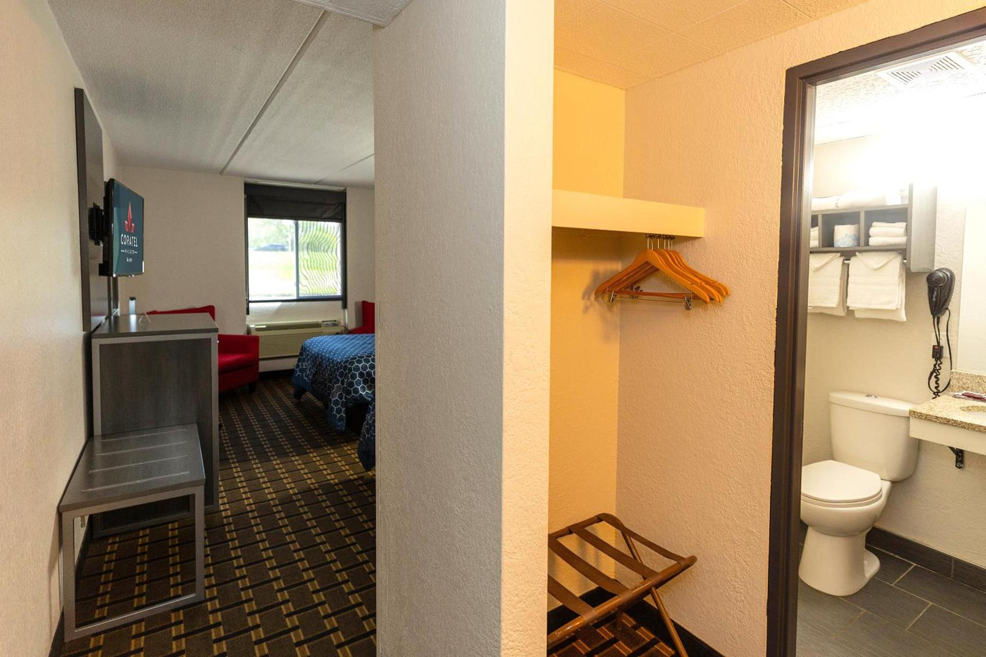 Coratel Inn & Suites by Jasper Mankato photo 18