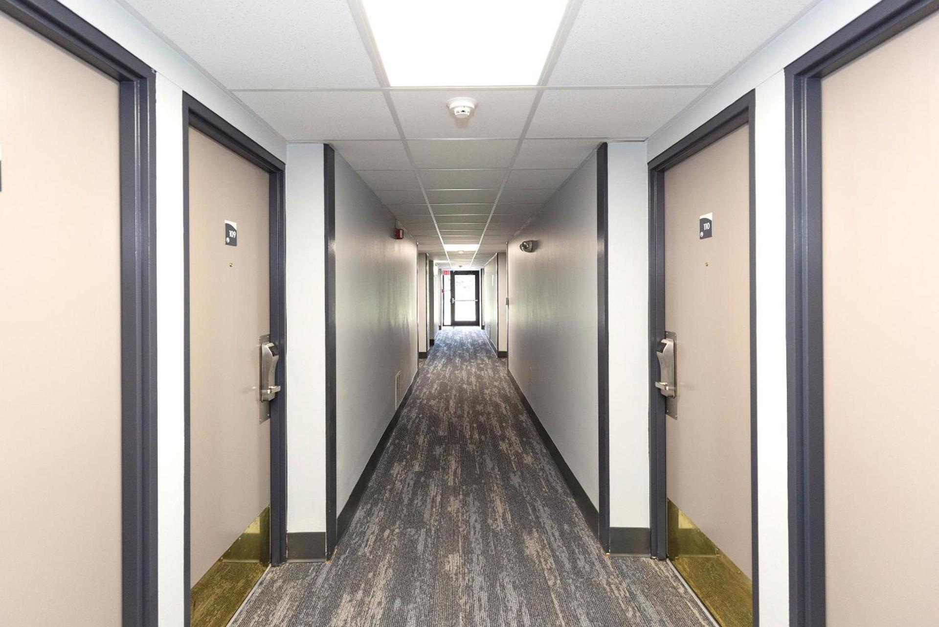 Coratel Inn & Suites by Jasper Mankato photo 20