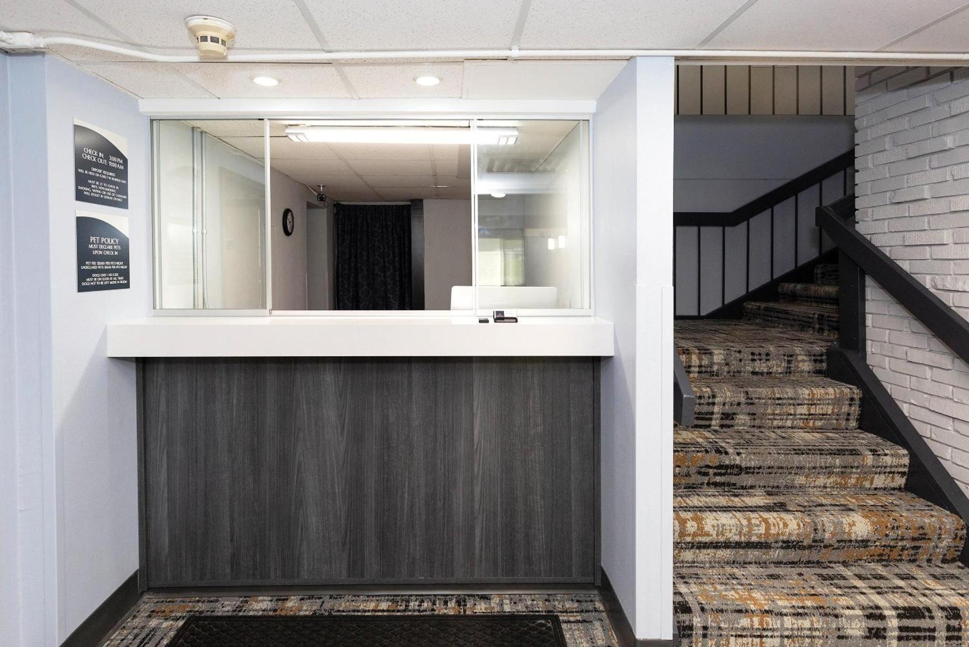 Coratel Inn & Suites by Jasper Mankato photo 35