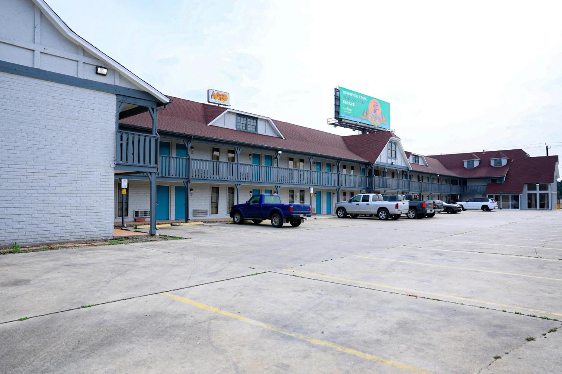Rittiman Inn and Suites photo 1