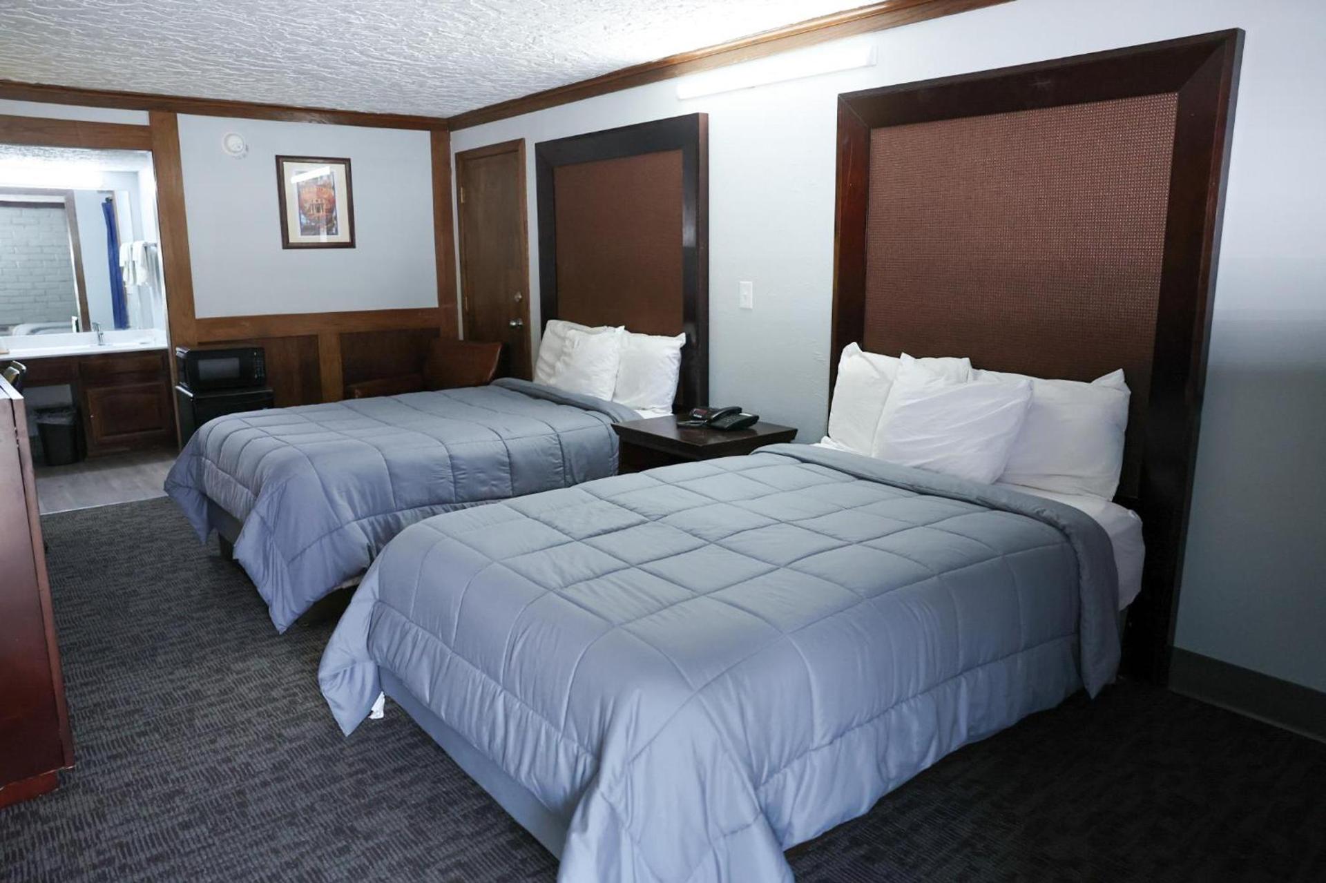Rittiman Inn and Suites photo 14