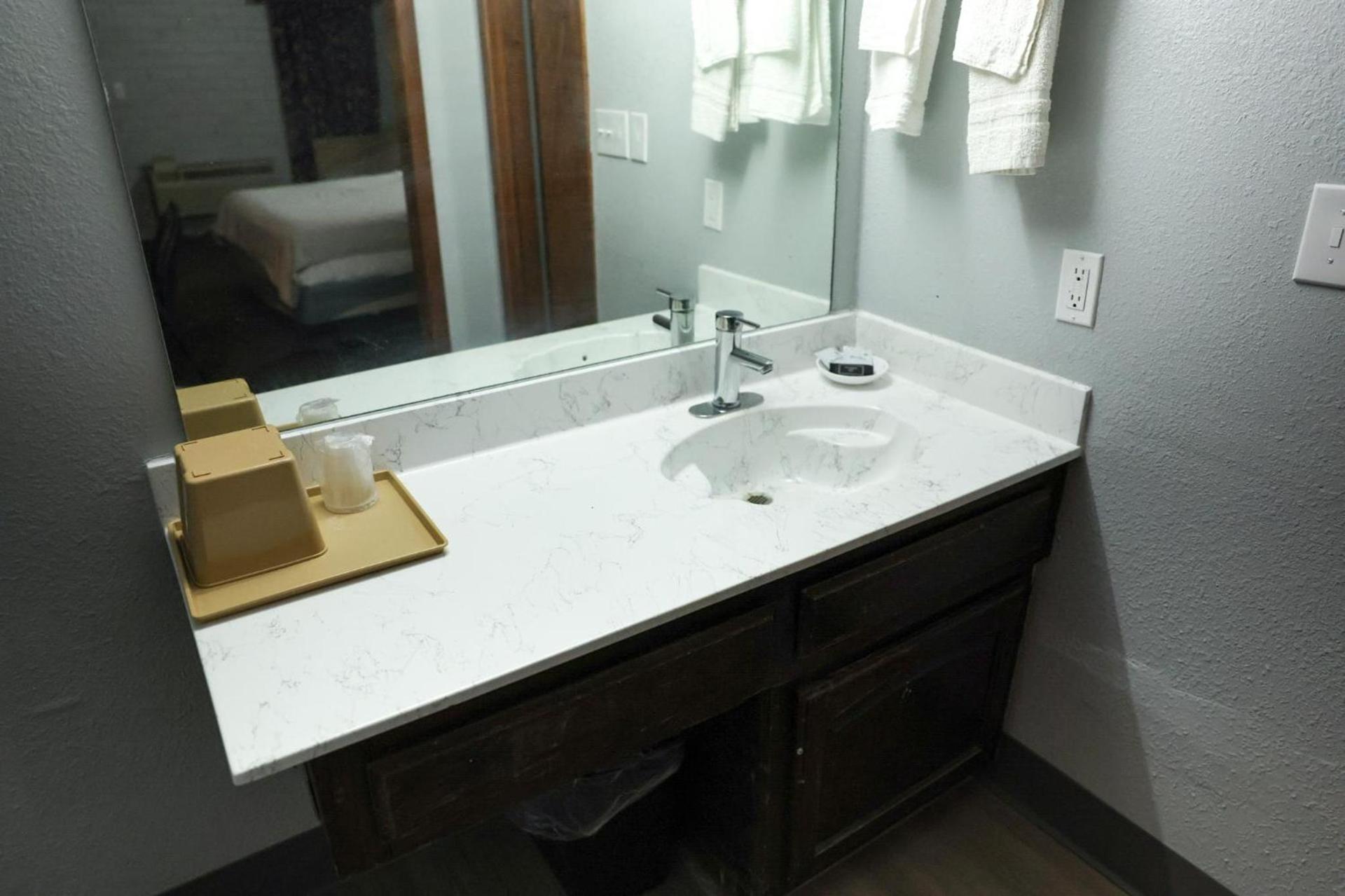 Rittiman Inn and Suites photo 10