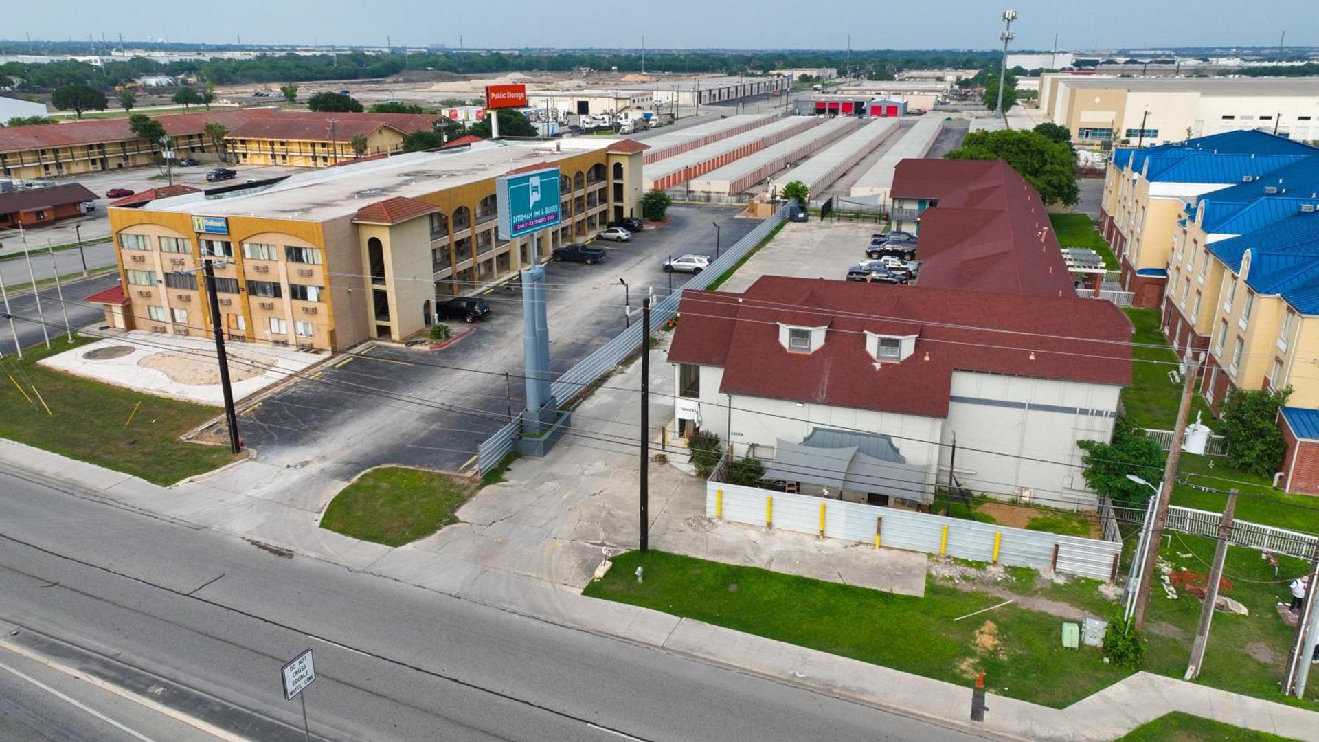 Rittiman Inn and Suites photo 17