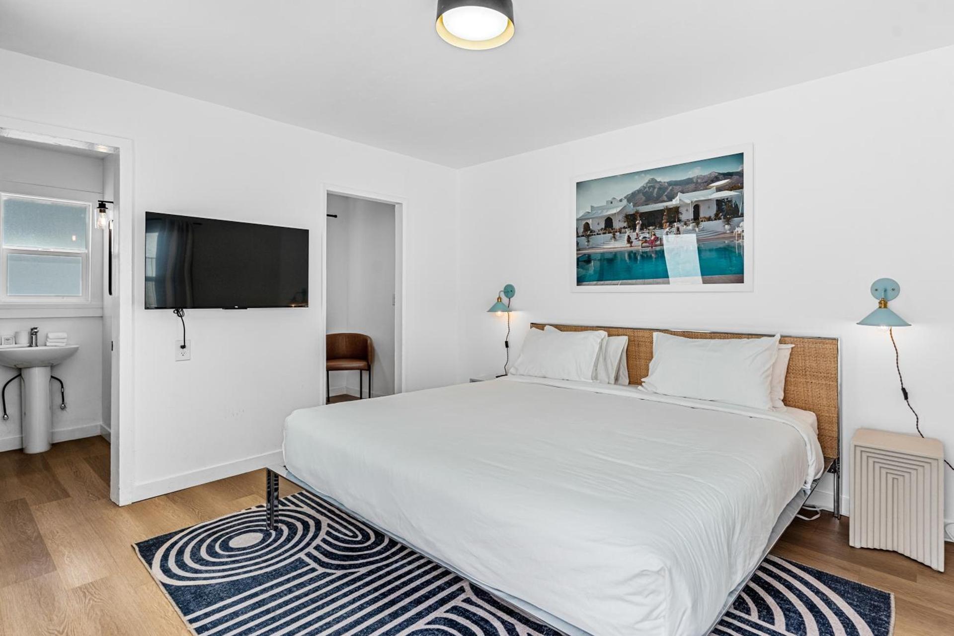 Aliza Hotel photo 65