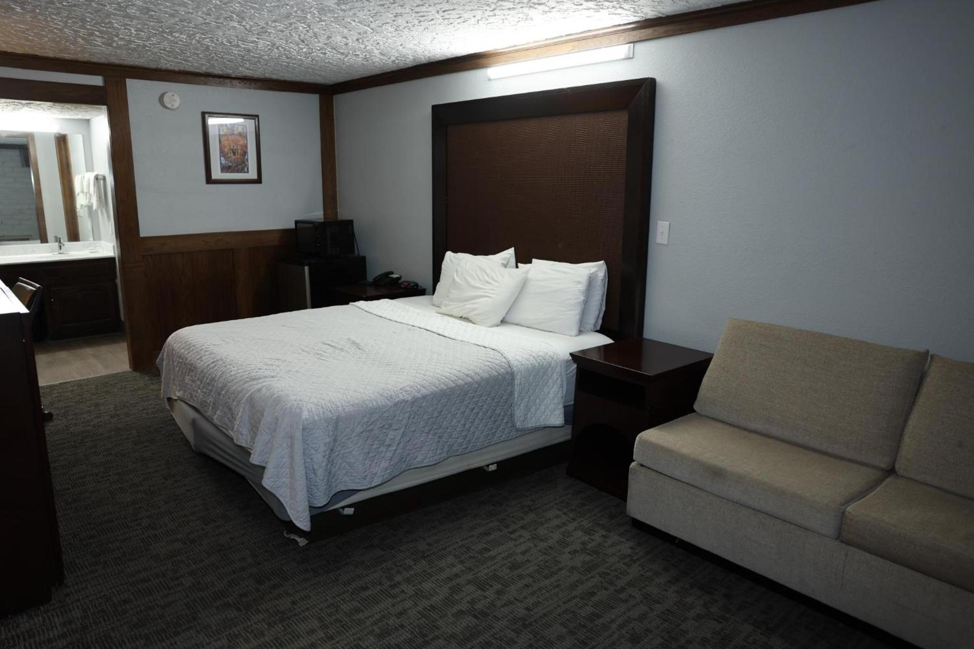 Rittiman Inn and Suites photo 29