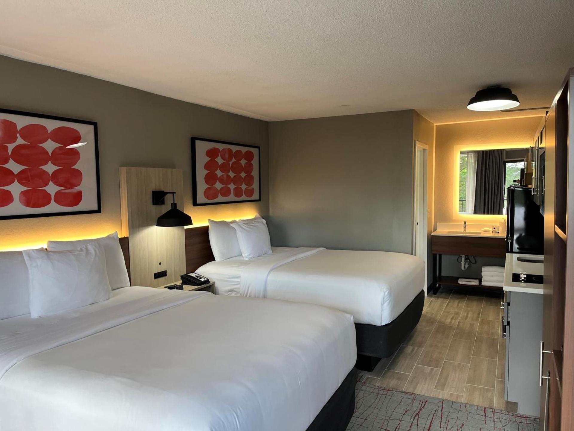 Hawthorn Extended Stay by Wyndham Columbia-Ft Jackson photo 31