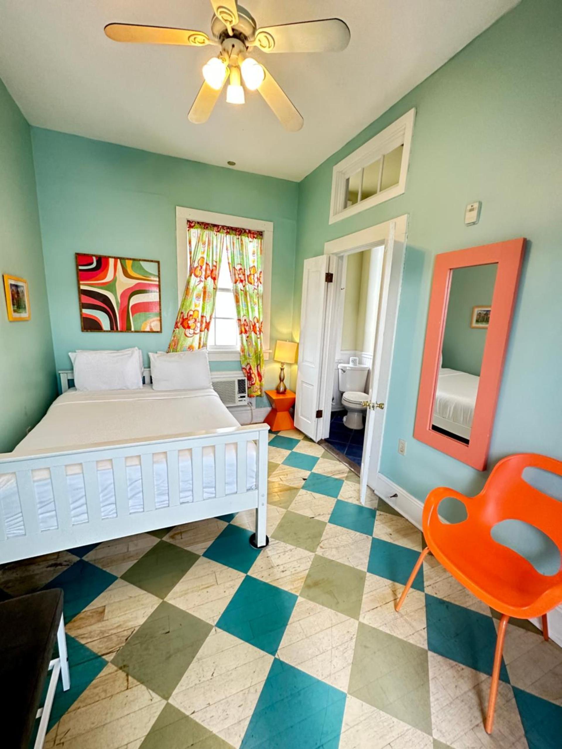 Creole Gardens Guesthouse and Inn photo 81