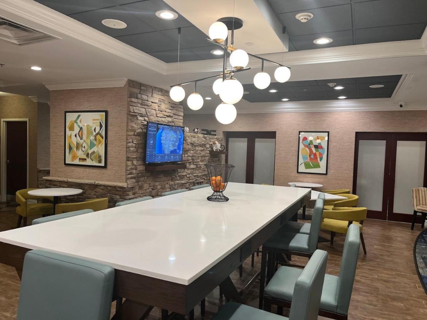 Hampton Inn Atlanta-Canton photo 25