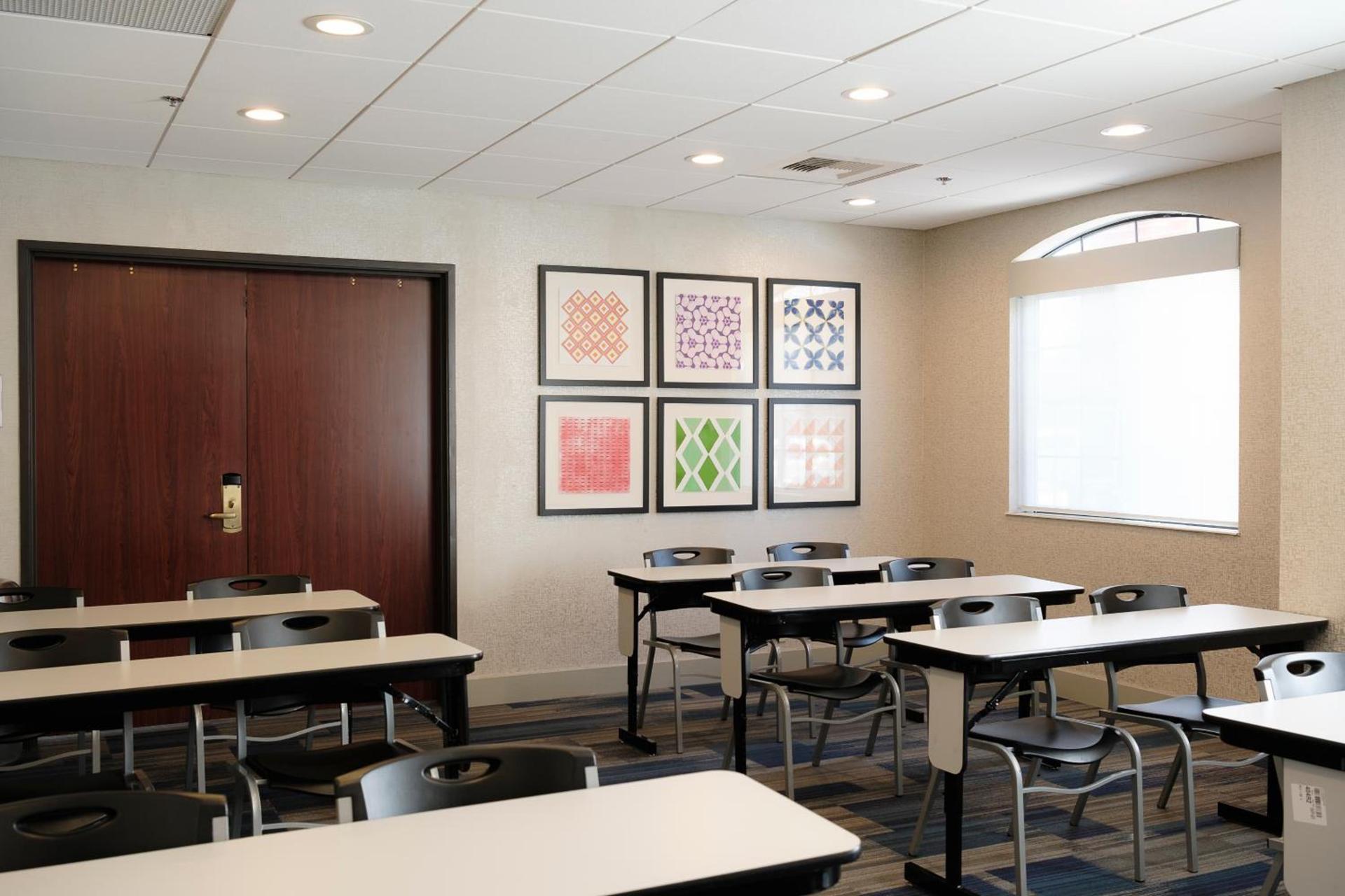 Holiday Inn Express Davis-University Area by IHG photo 65