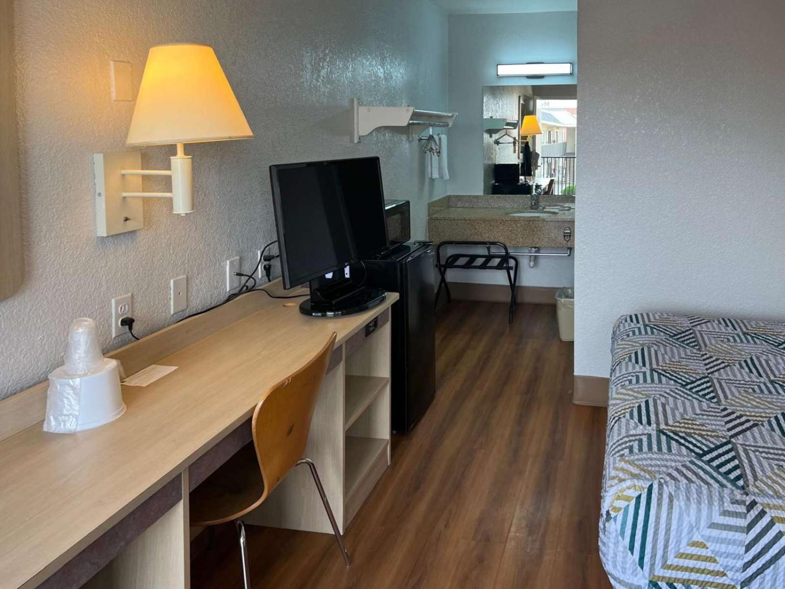 Motel 6-Odessa, TX photo 6