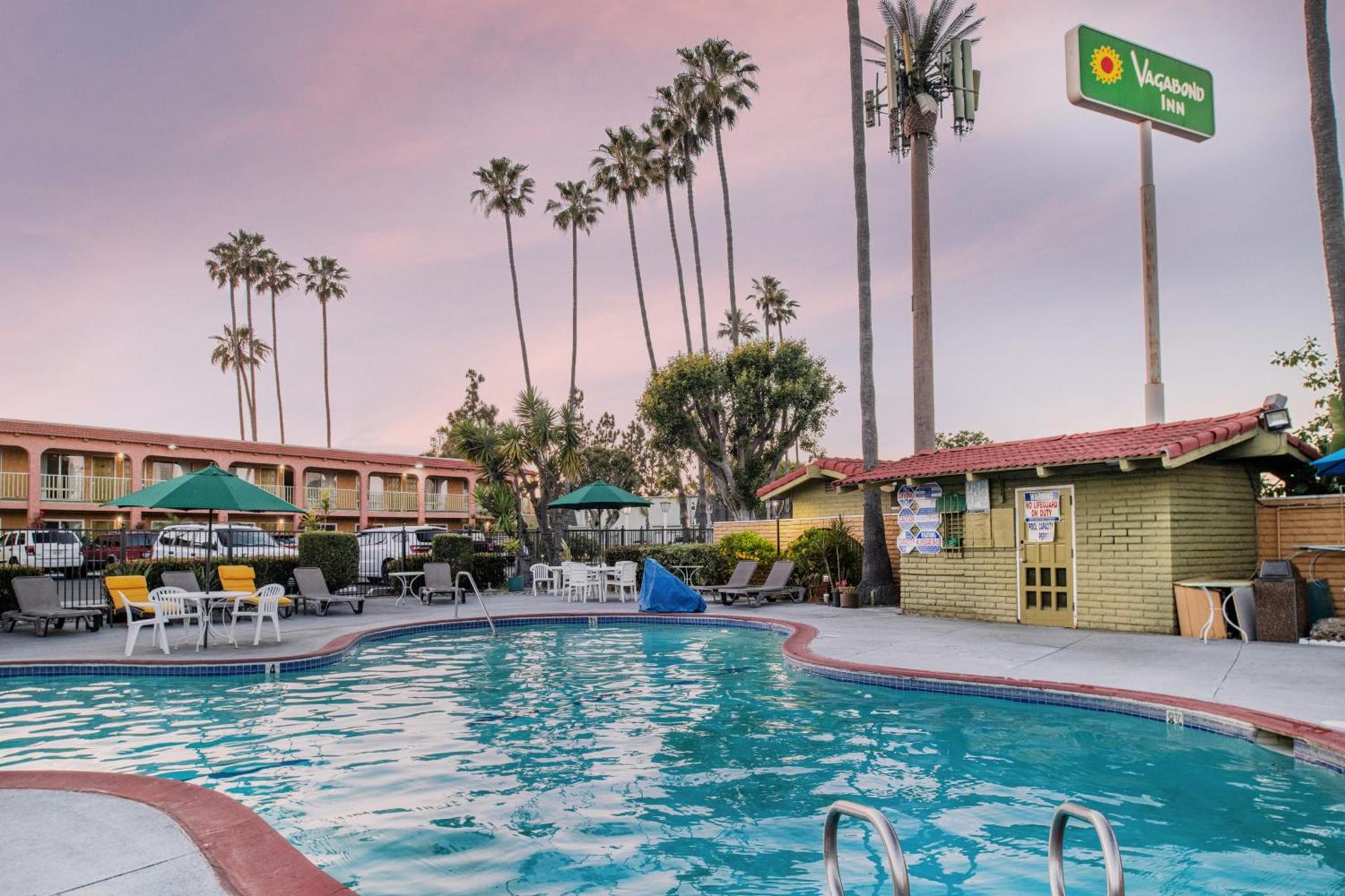 Vagabond Inn Costa Mesa photo 39
