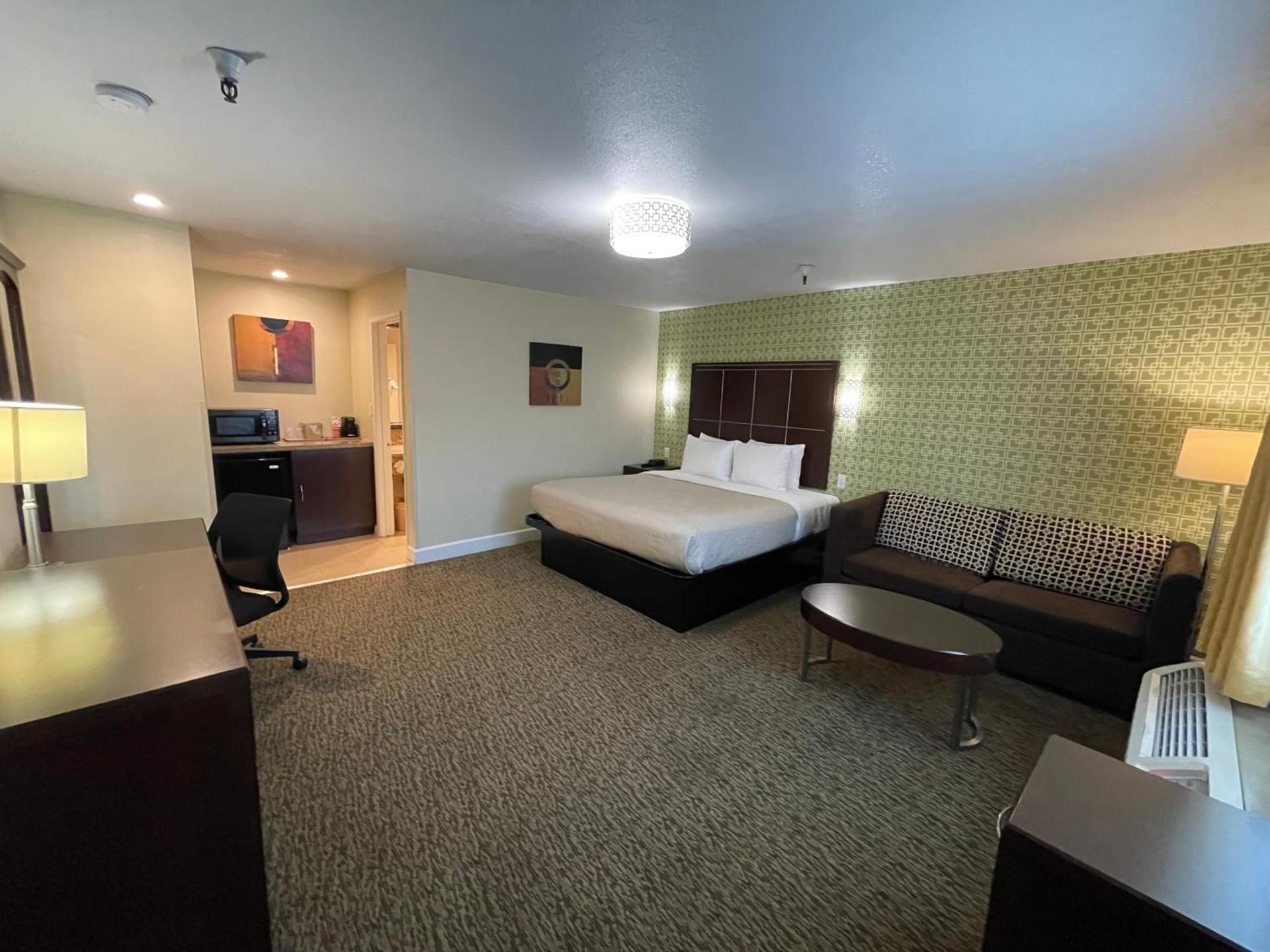Quality Inn Ontario Airport Convention Center photo 51