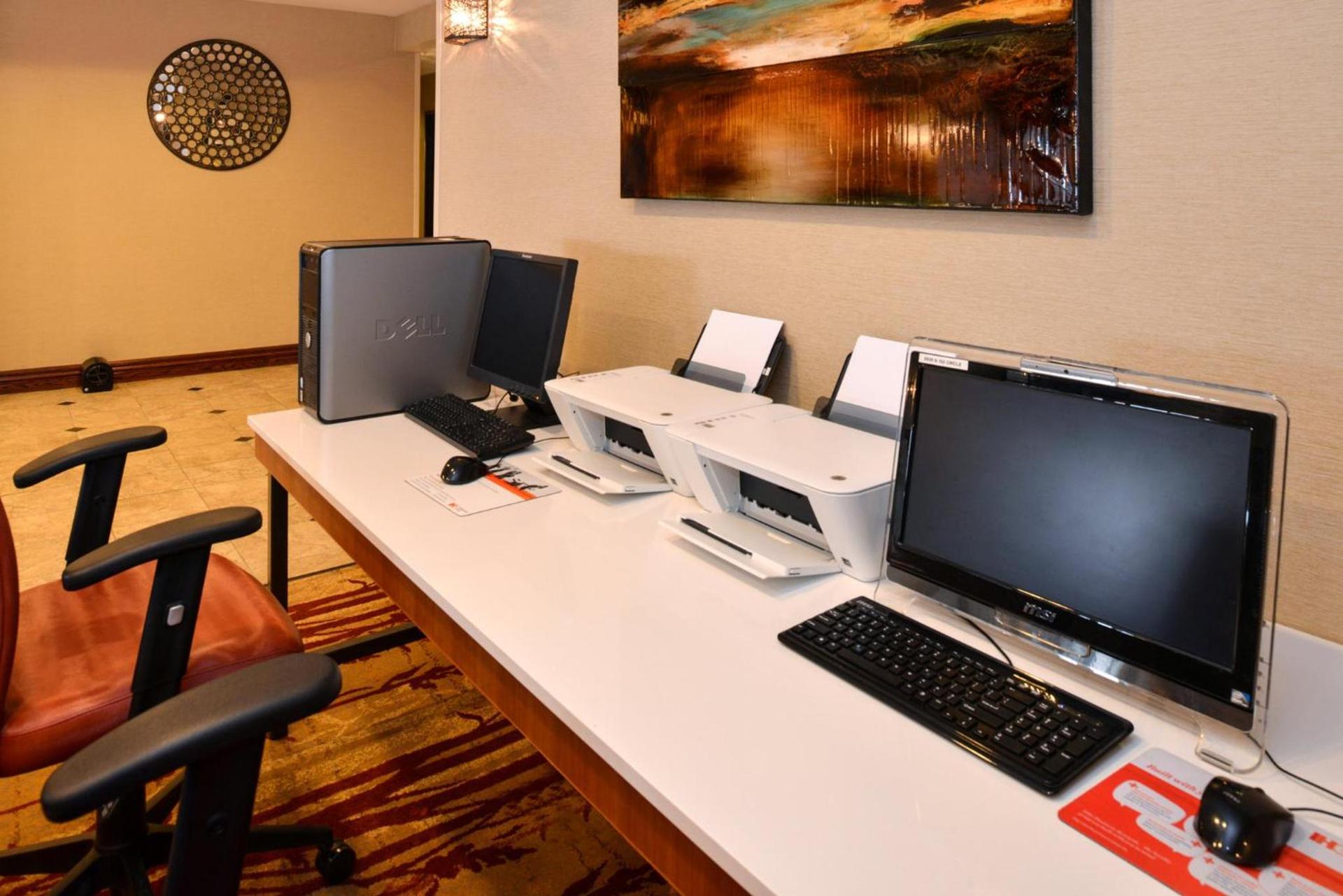 Holiday Inn Express Hotel & Suites Cherry Hills by IHG photo 3