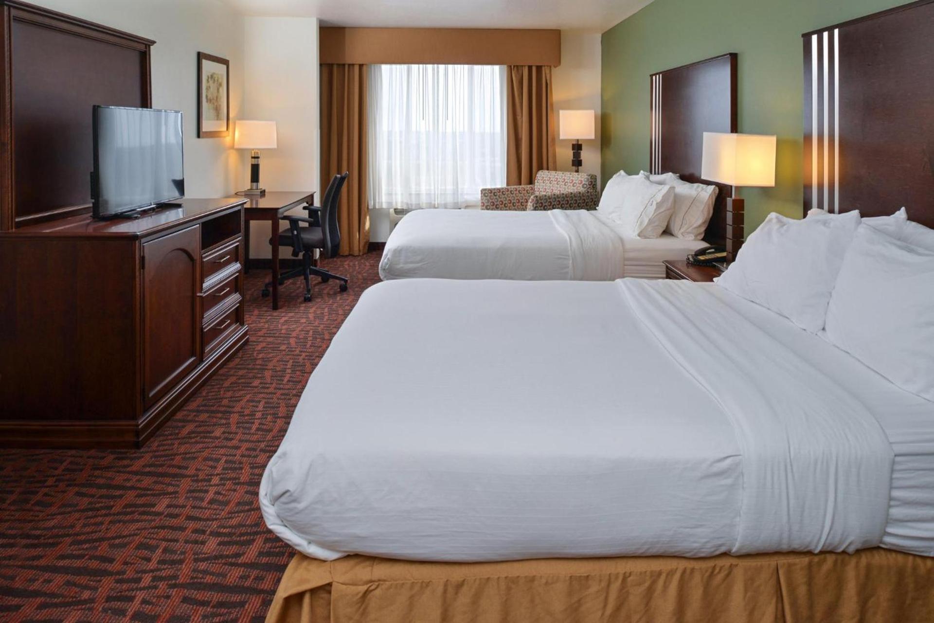 Holiday Inn Express Hotel & Suites Cherry Hills by IHG photo 11