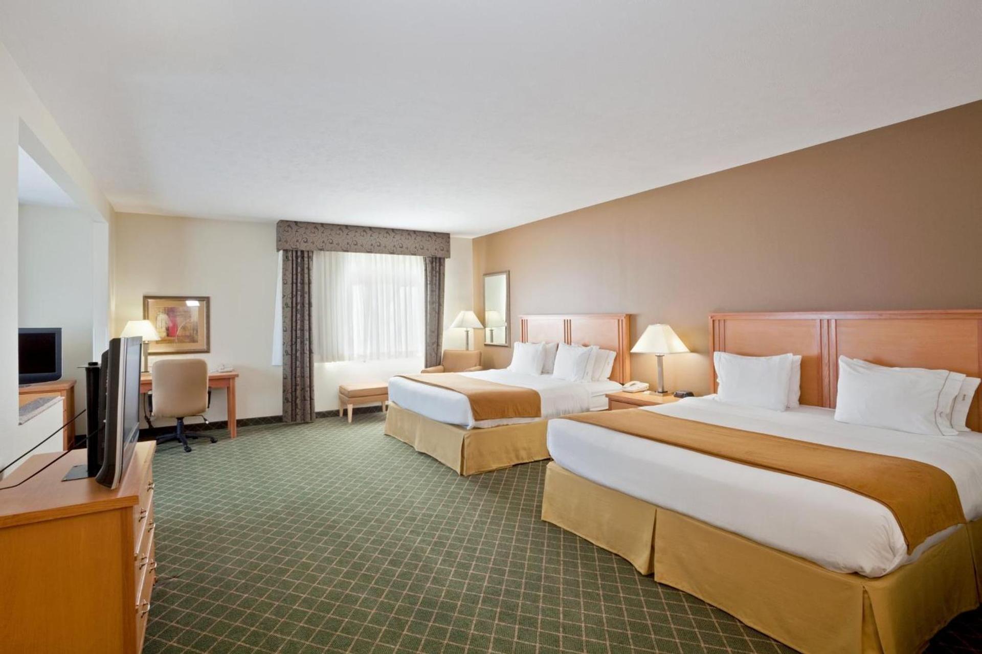 Holiday Inn Express Hotel & Suites Lincoln South by IHG photo 72