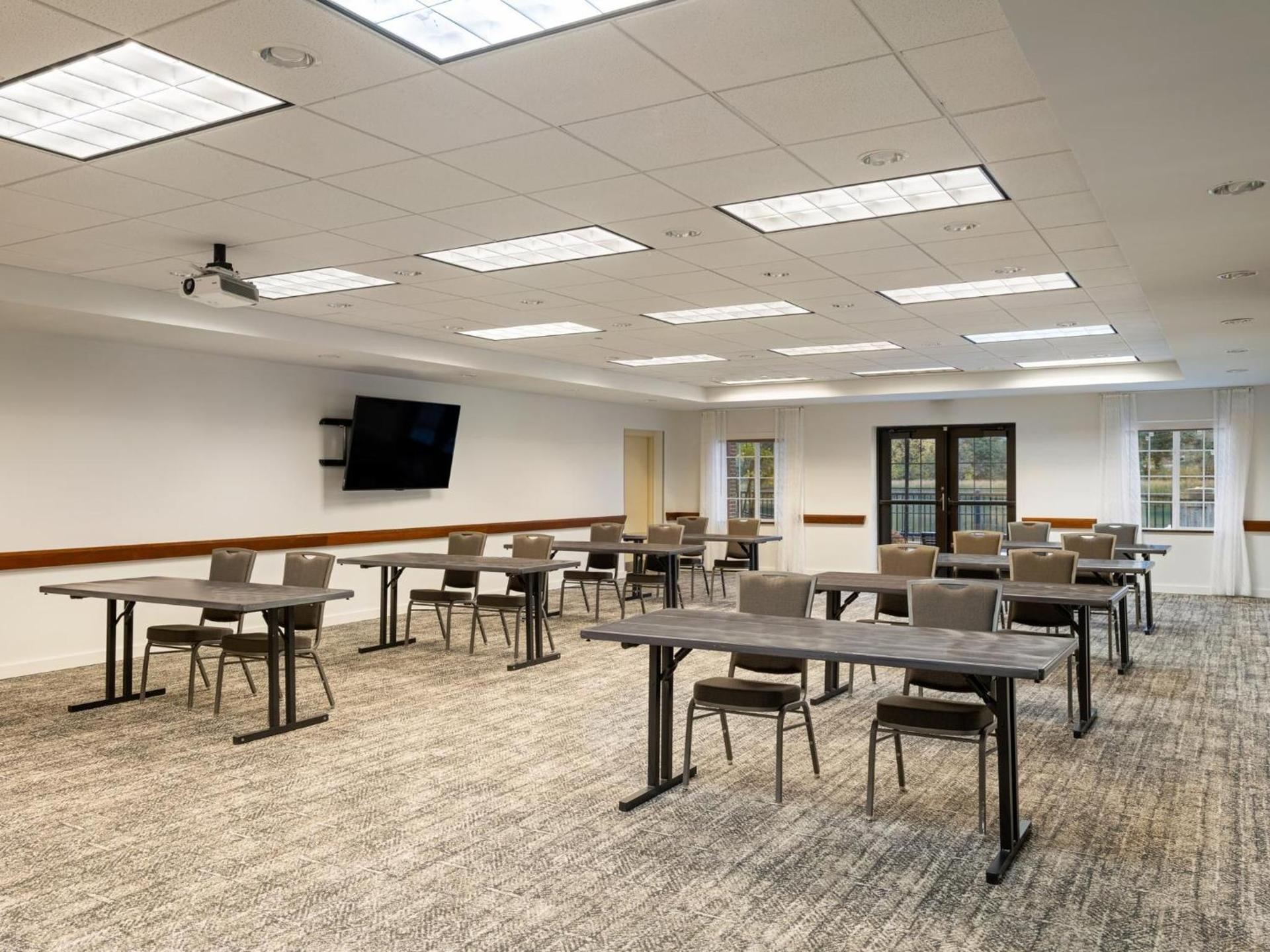 Staybridge Suites Rochester University by IHG photo 96