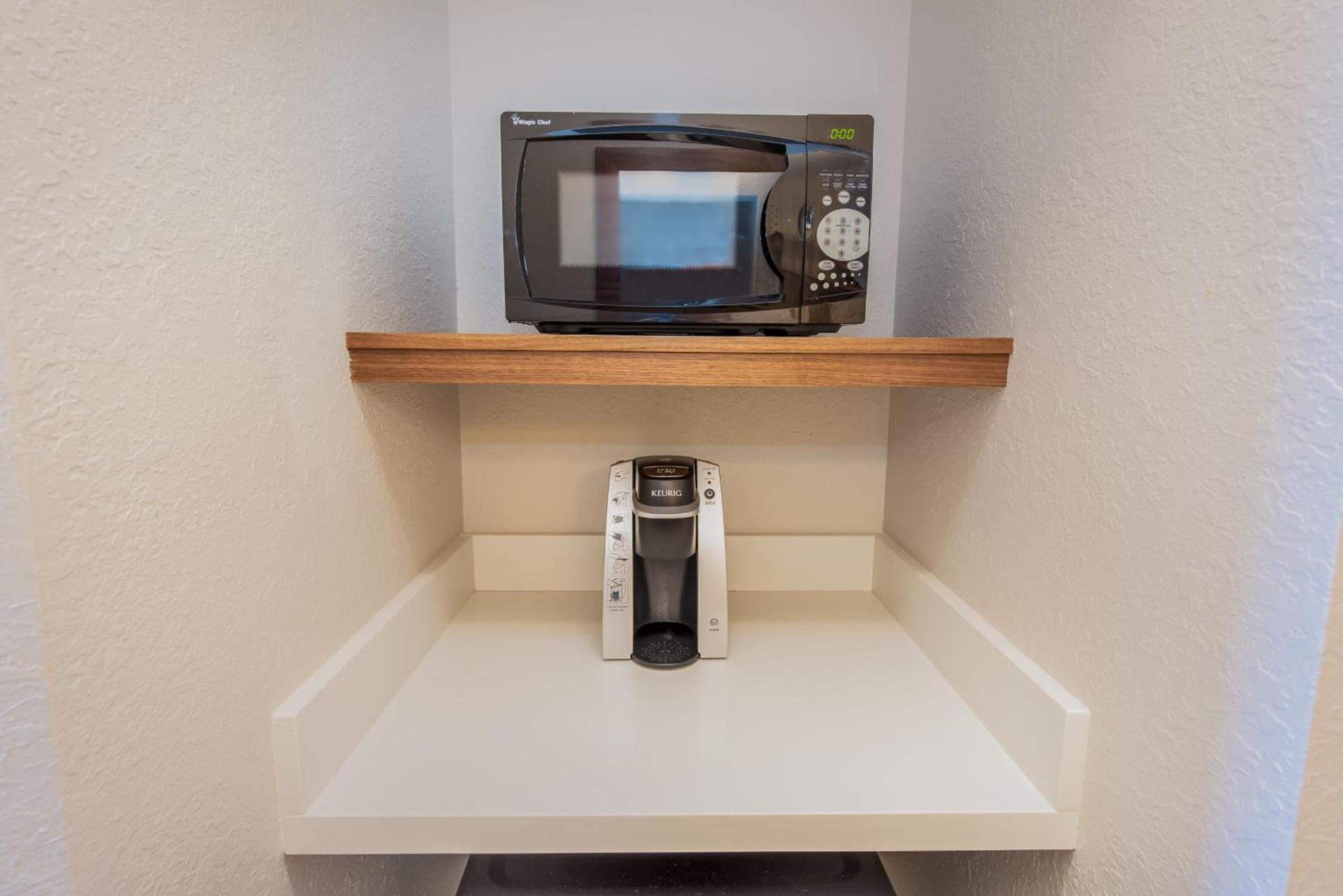 Holiday Inn Express Orange Beach - On The Beach by IHG photo 35