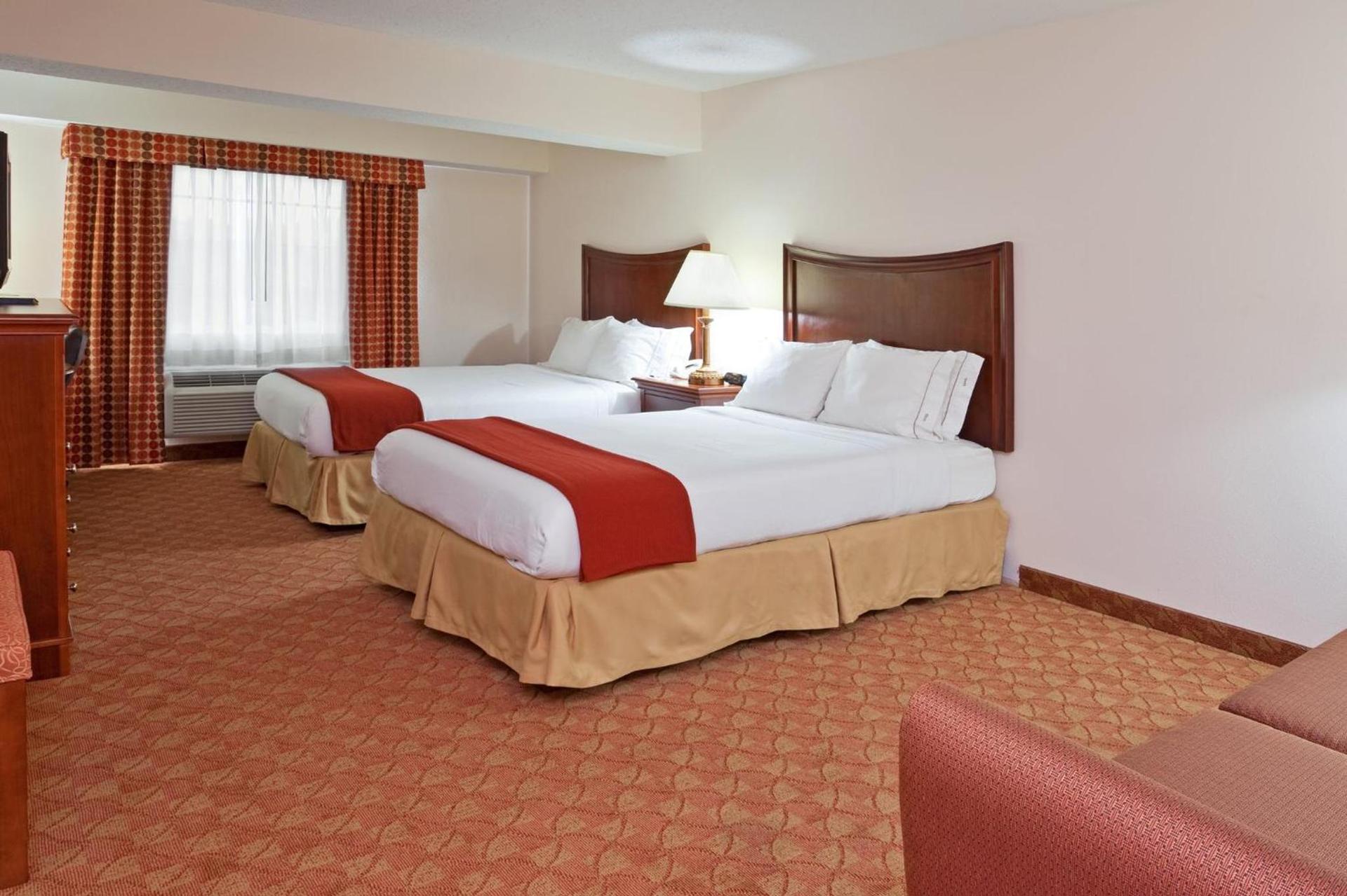 Holiday Inn Express Murrysville - Delmont by IHG photo 29