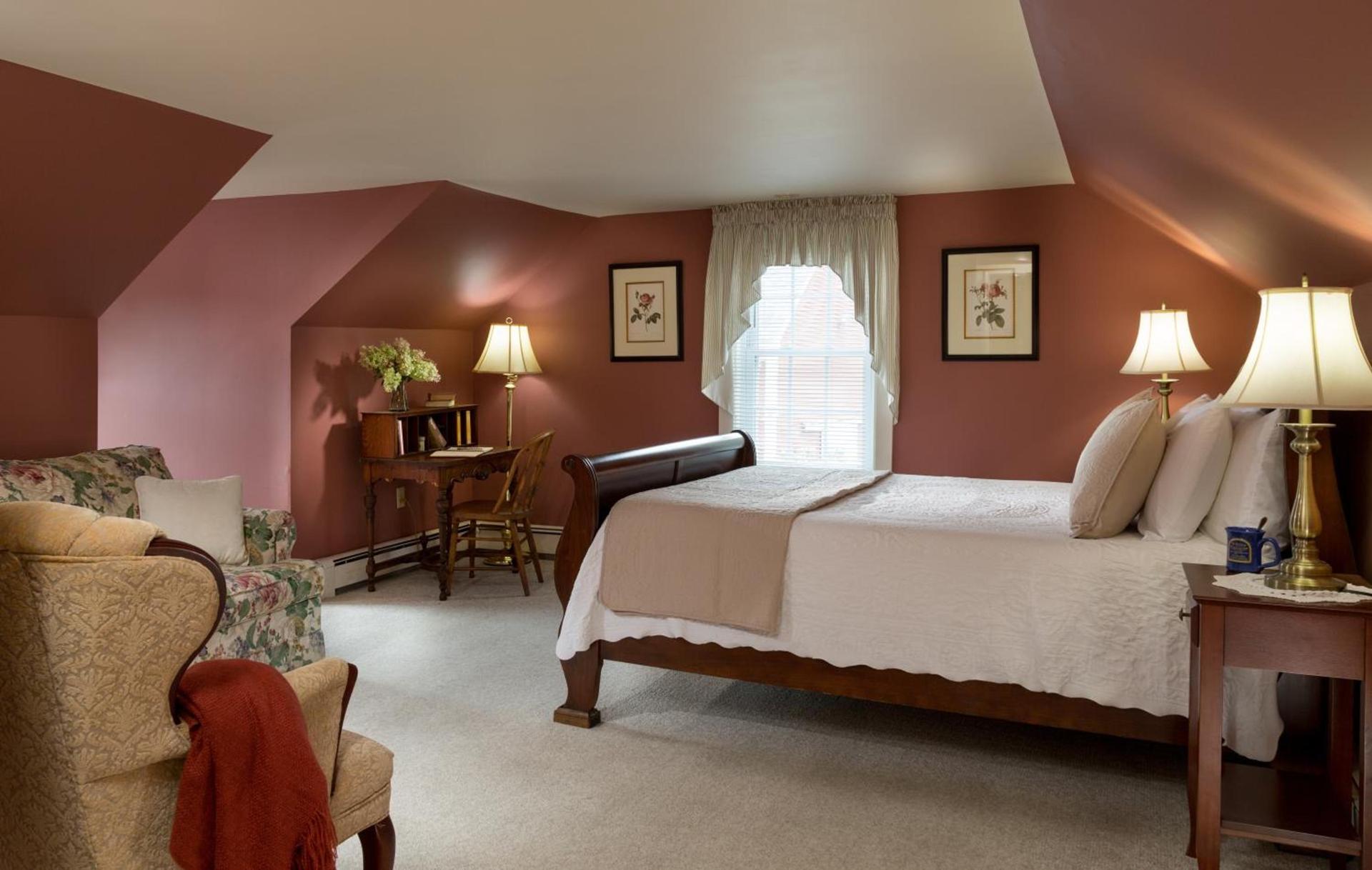 Inn at Pleasant Lake photo 75