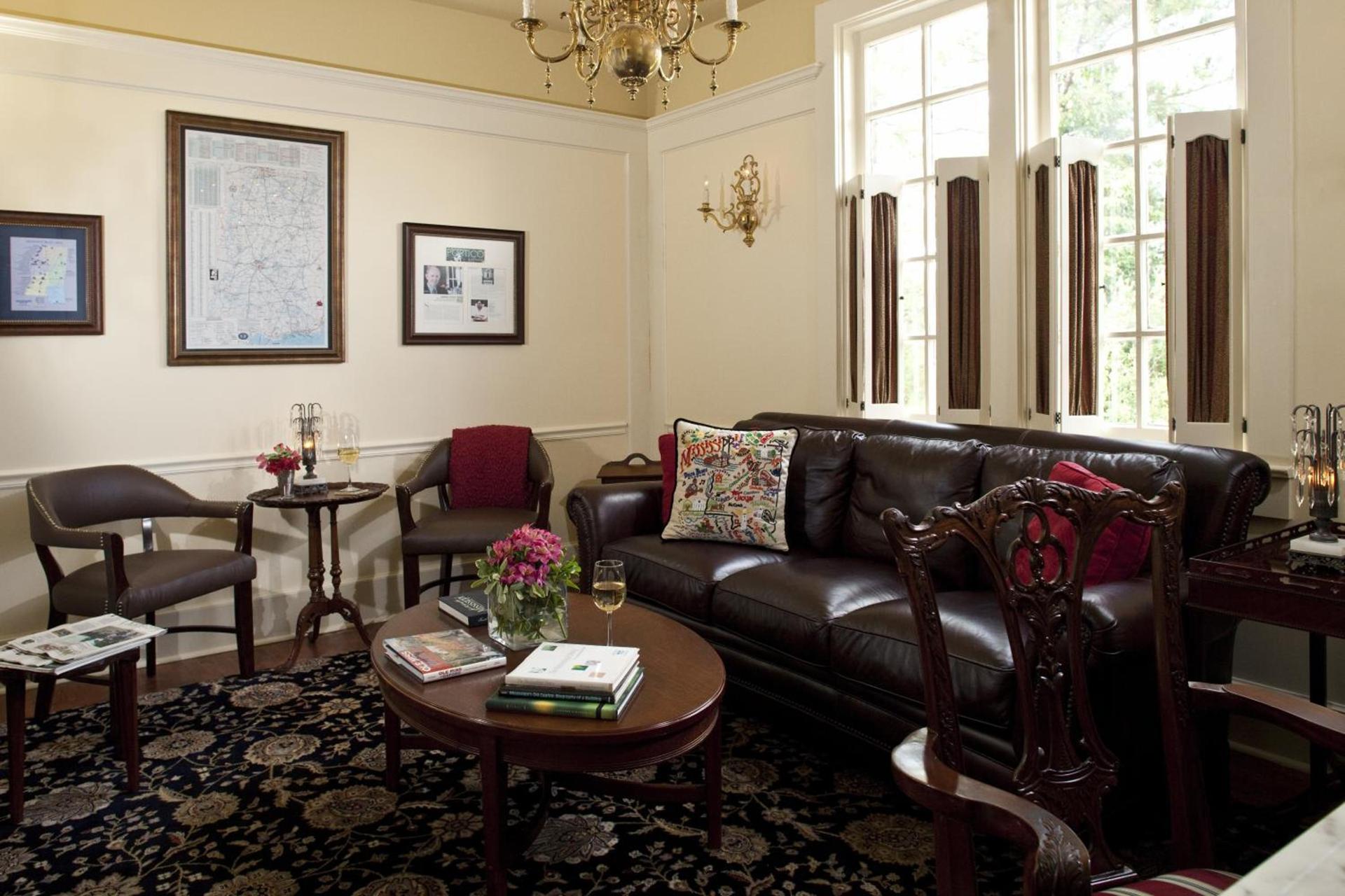 Fairview Inn photo 17